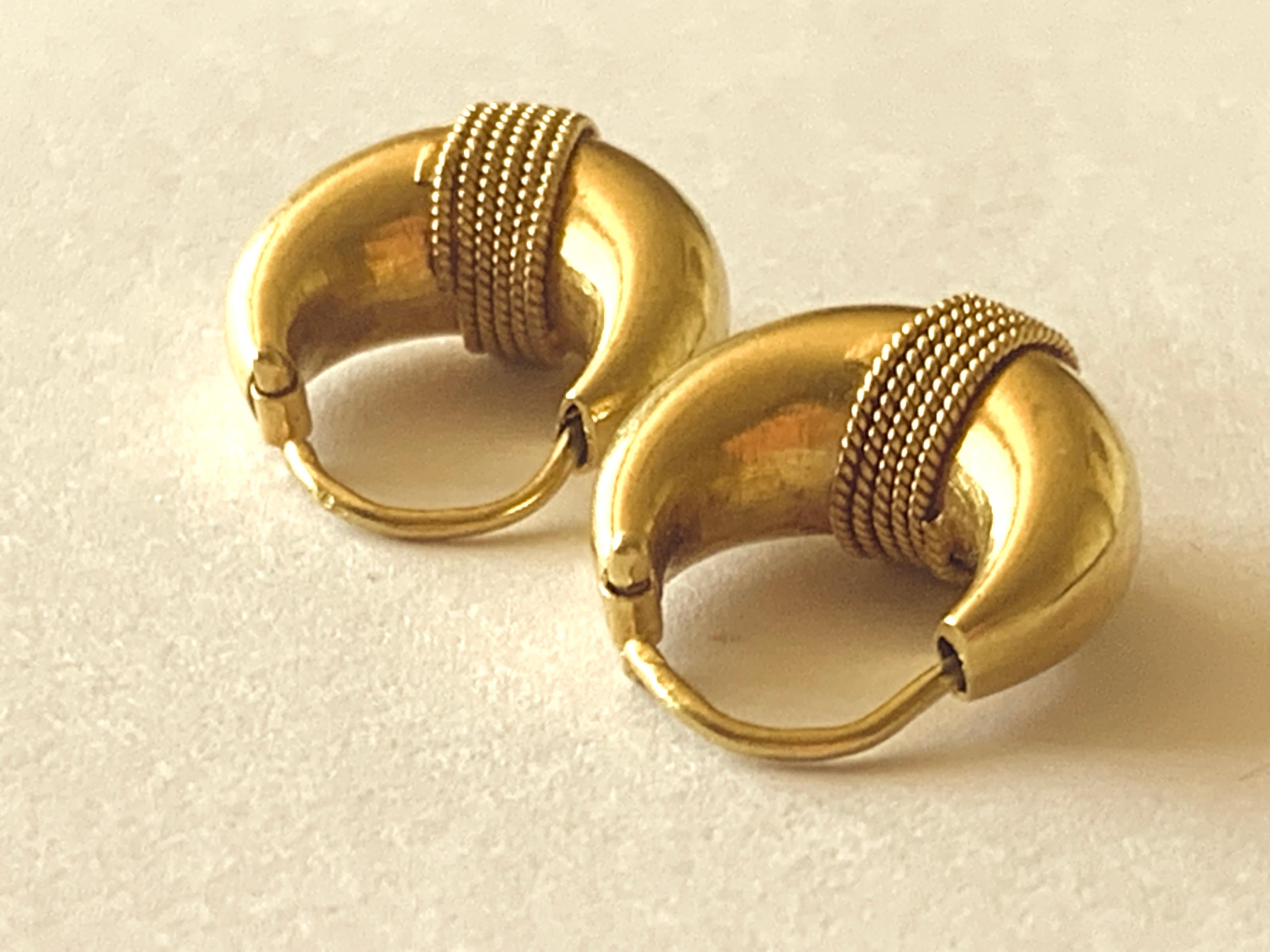 Women's 18ct Gold Vintage Handmade Roman Design Earrings