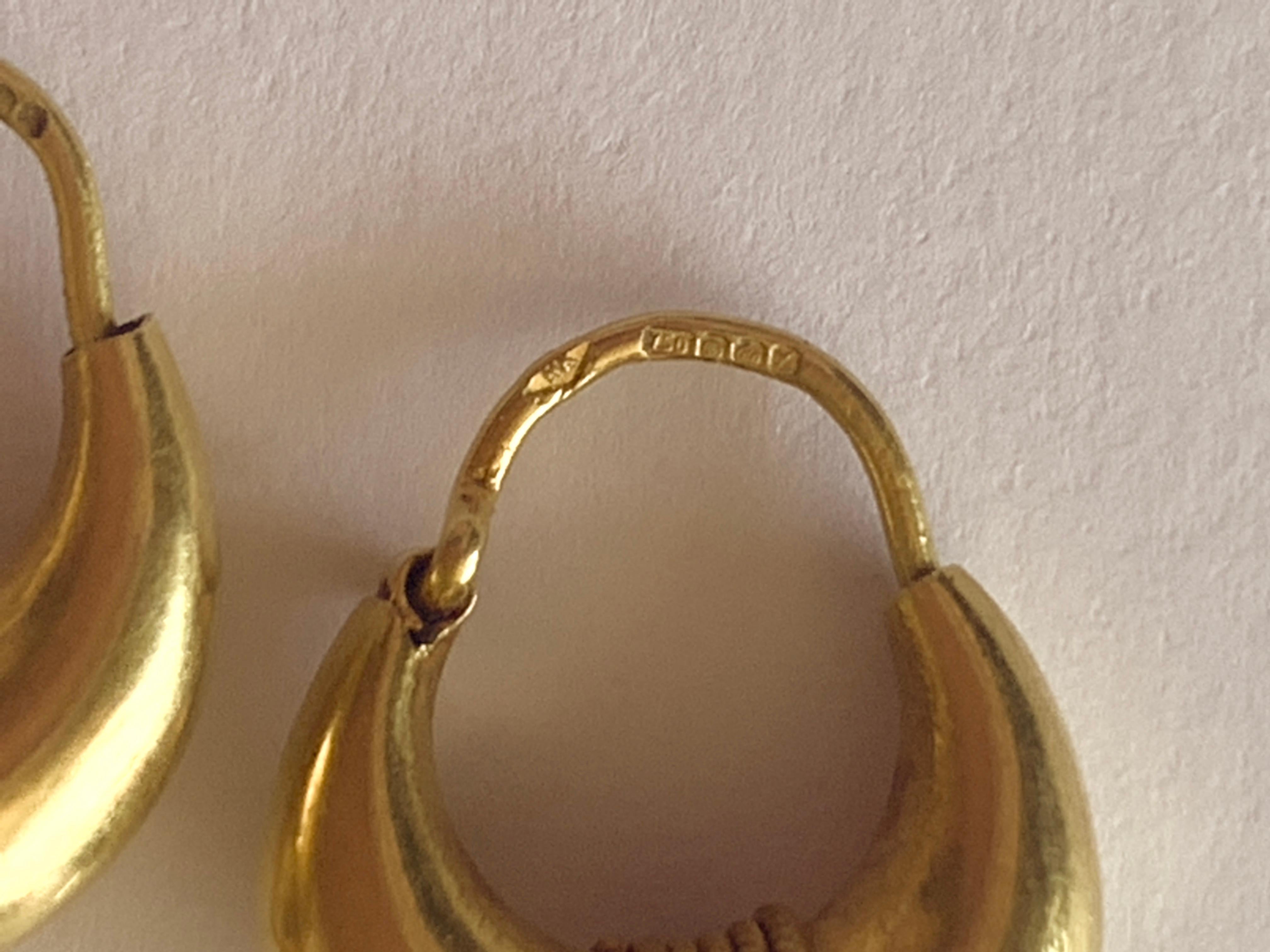 18ct Gold Vintage Handmade Roman Design Earrings 2