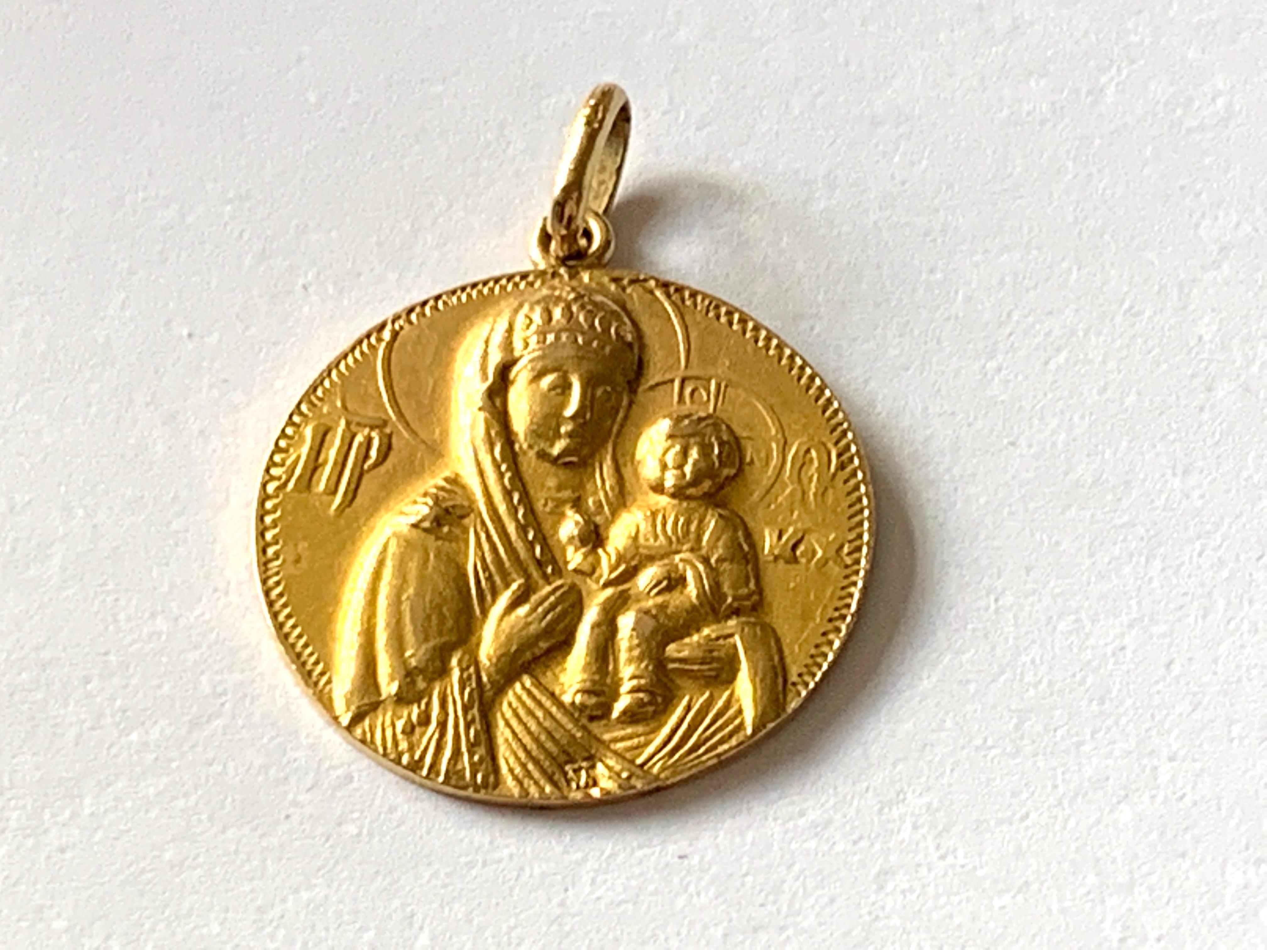 Rare Vintage Era 1970s
18ct 750 Gold Religious Pendant
Brutalist Design
in good condition
Stamped VI on Front - Egyptian stamp for 18ct Gold 