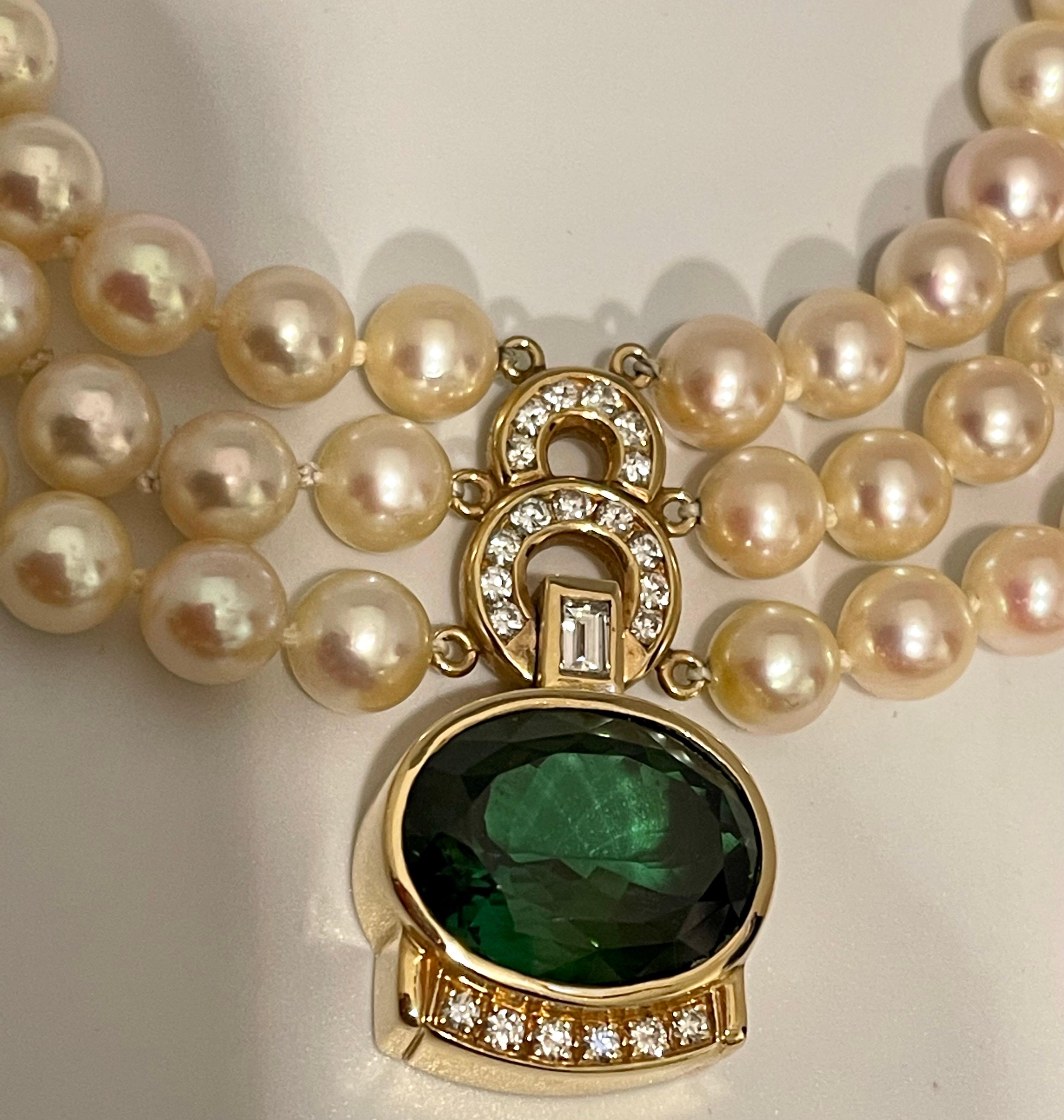 18Ct Green Tourmaline & 2.5Ct Diamond Necklace 14 KY Gold & Triple Pearl Layers For Sale 1