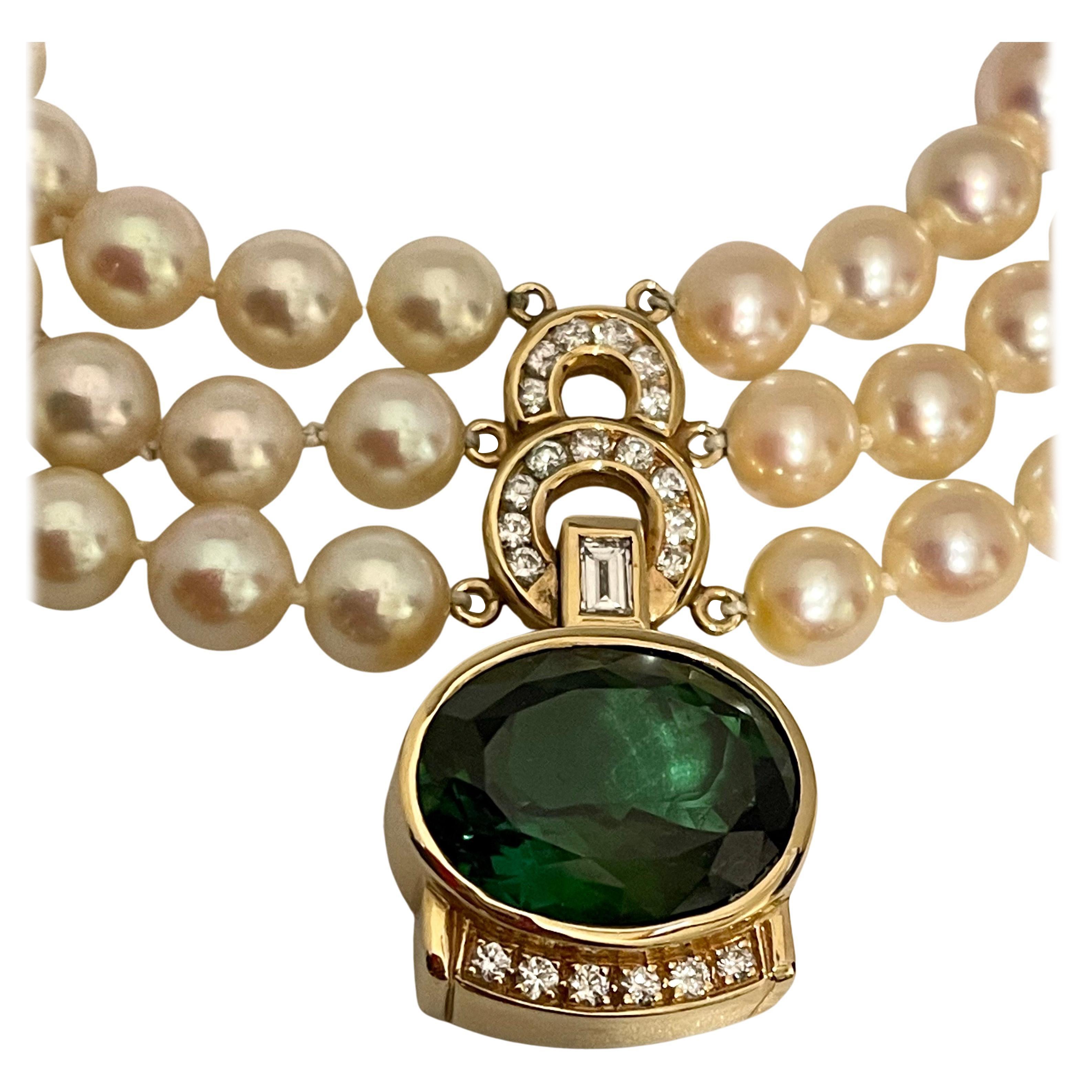 Collana con tormalina verde da 18 carati e diamanti da 2,5 carati in oro 14 carati e tripli strati di perle