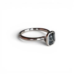 1.8ct Grey spinel Ring in Platinum (top quality) precision cut spinel-6.8x6x5mm