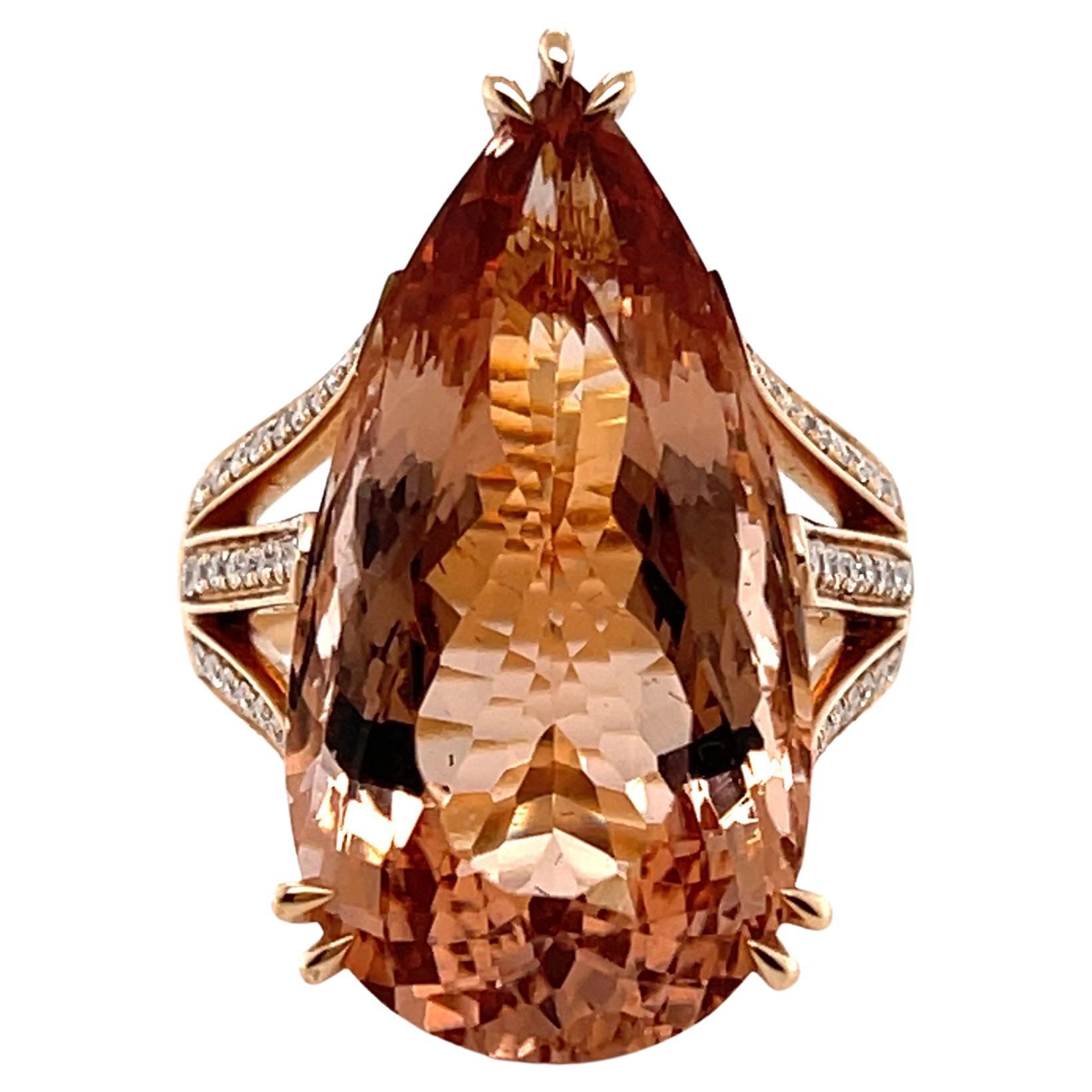 En vente :  Bague en or rose 18 carats avec morganite et diamants de 17,83 carats