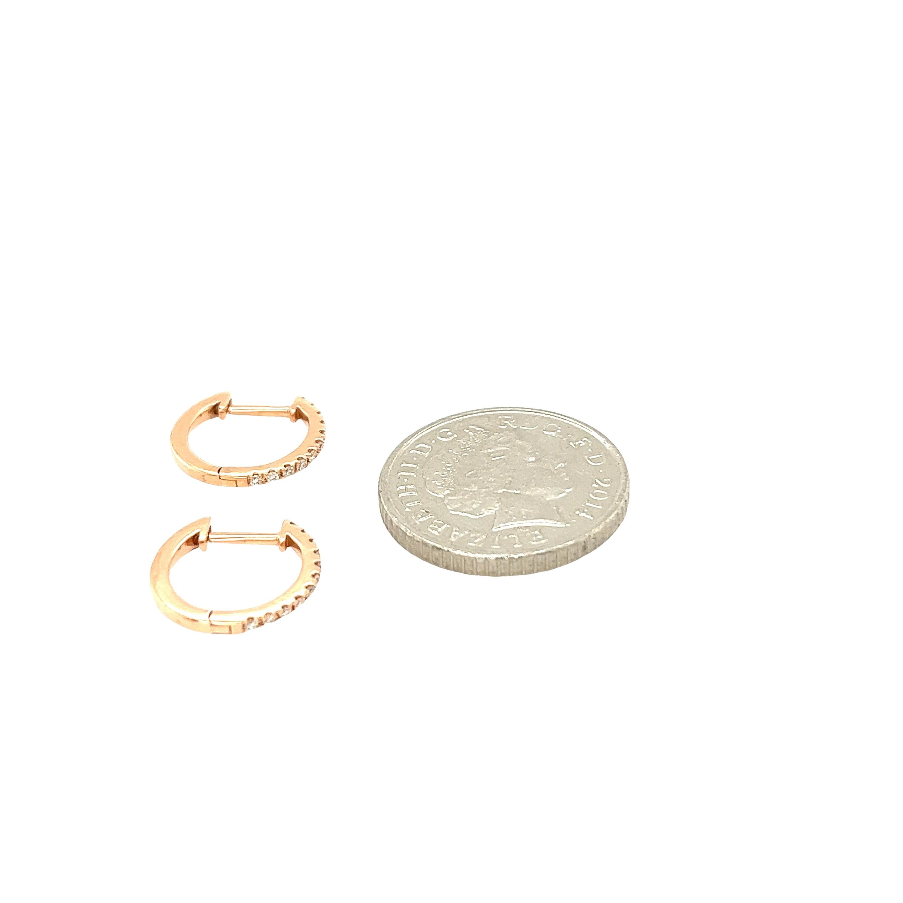Taille ronde Créoles en or rose 18 carats serties de 0,09 carat de diamants ronds, 11 mm en vente