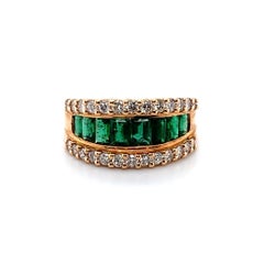 18 Karat Roségold Acht Steine Smaragd und Diamant Kleid Ring
