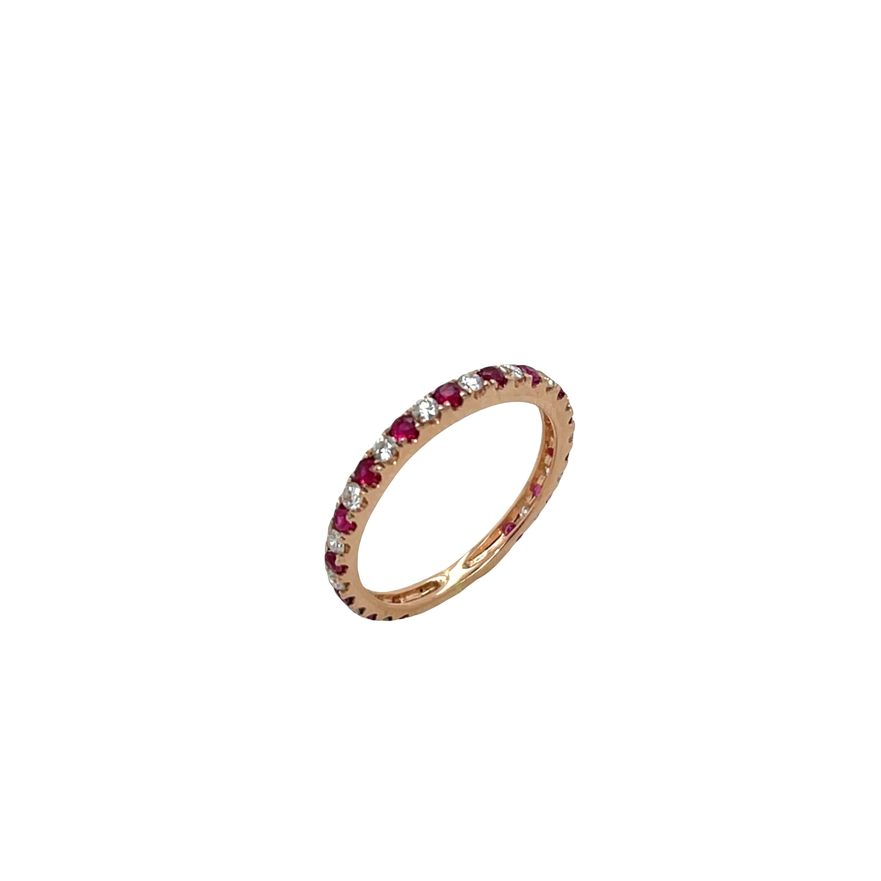 Anello Eternità in oro rosa 18ct con diamanti e rubini In condizioni ottime in vendita a London, GB