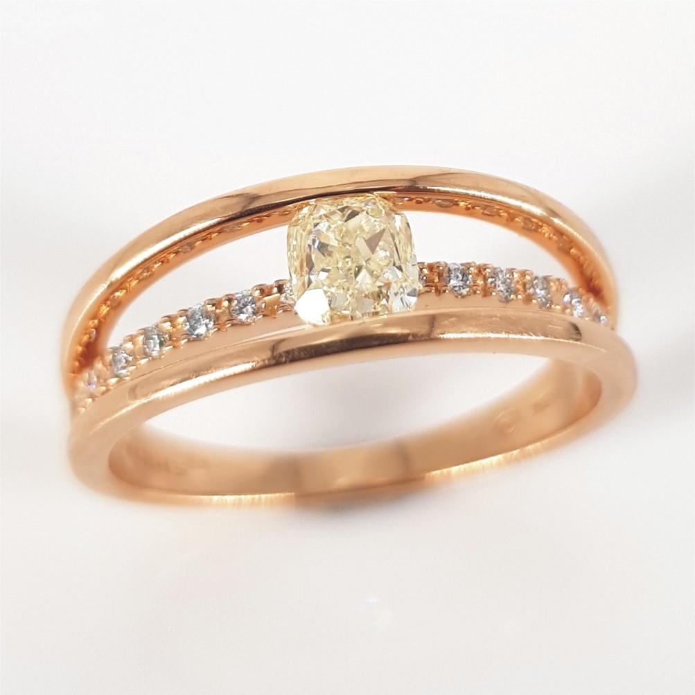 18 Karat Roségold Diamantring mit Illusionsschliff im Kissenschliff Damen im Angebot