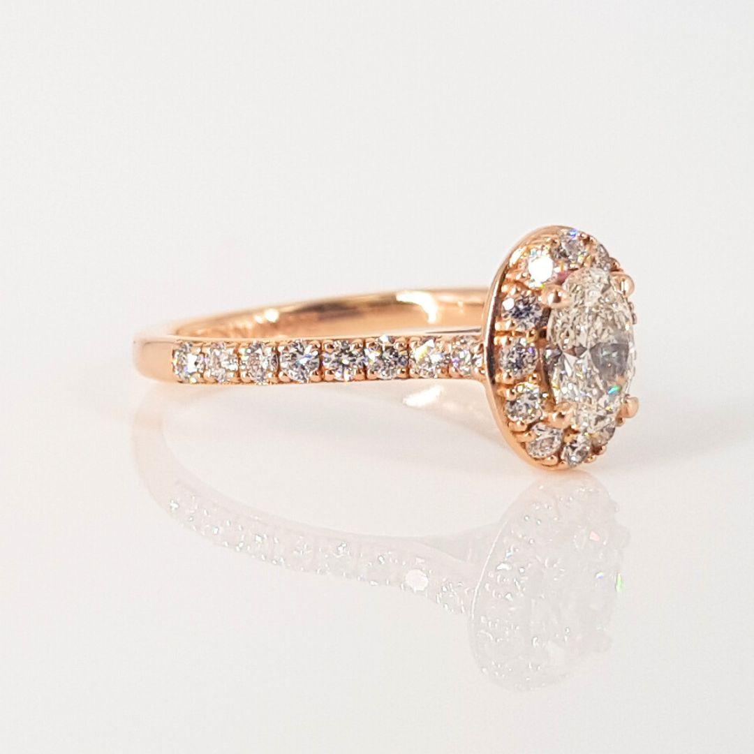 18ct Rose Gold Oval Diamond Ring In Excellent Condition For Sale In Cape Town, ZA