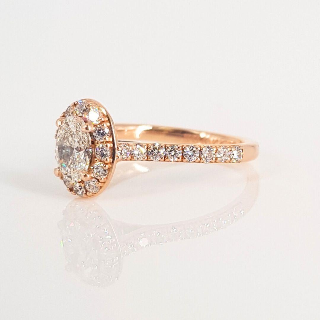 Women's or Men's 18ct Rose Gold Oval Diamond Ring For Sale