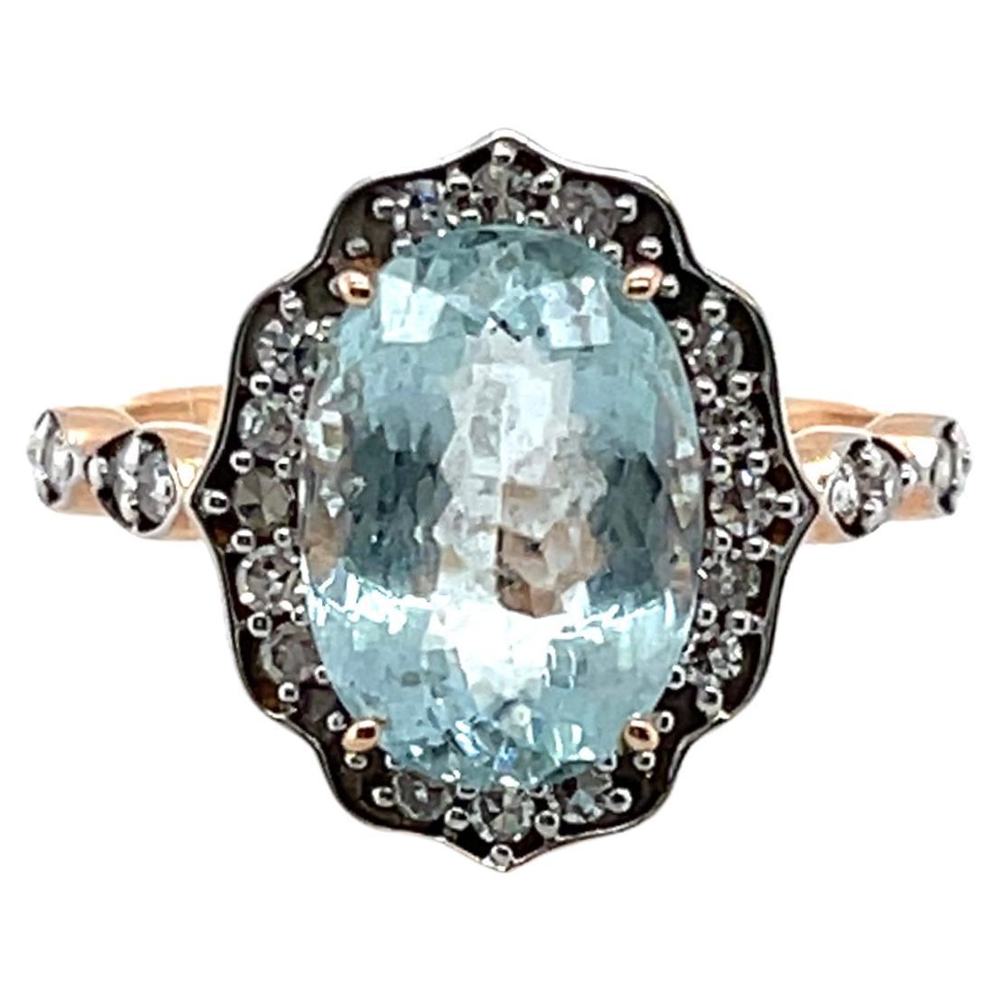 18ct Rose Gold Ring with 3.11ct Aquamarine and Diamond