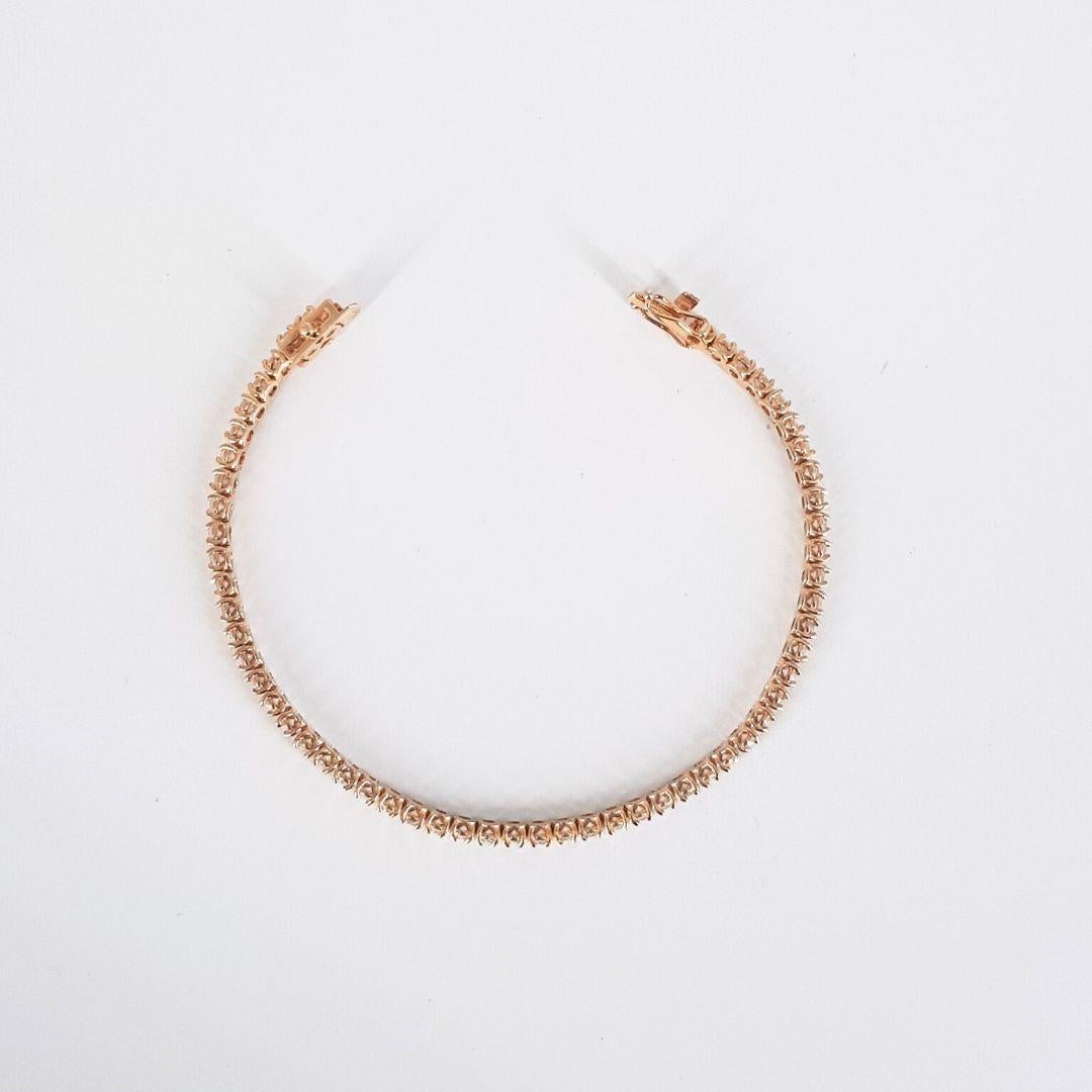 Außergewöhnlich
Artikel-Attribute
Gewicht:			10,4 Gramm
Metall Farbe:		Rose
Metall:			18ct
Länge:                              186mm
Breite:                                3mm    
Stein-Attribute
Anzahl der Steine:	56 x Diamanten
Karat