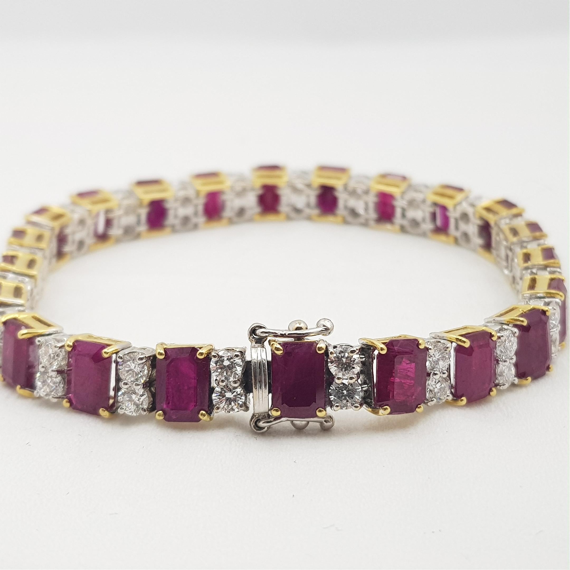18ct Two Tone Gold Burmese Ruby & 4.5ct TW Diamond Bracelet Val $62765 AUD For Sale 3