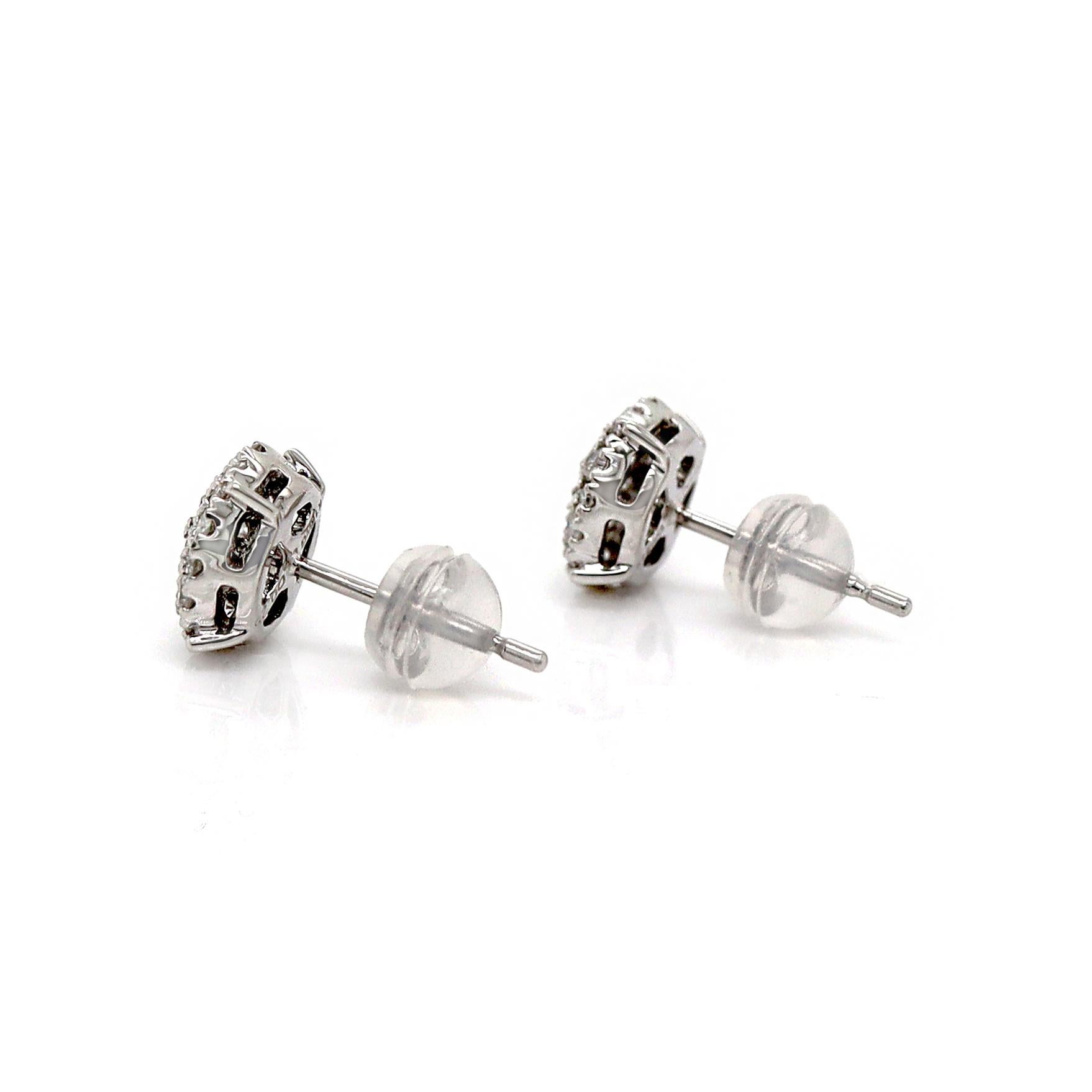 Round Cut 18CT White Gold 0.50ct Diamond Stud Earrings For Sale