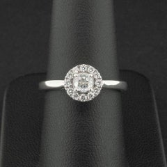 18 Karat Weißgold 0,50 Karat Forever Diamant-Halo-Ring Größe O 1/2 4.1g