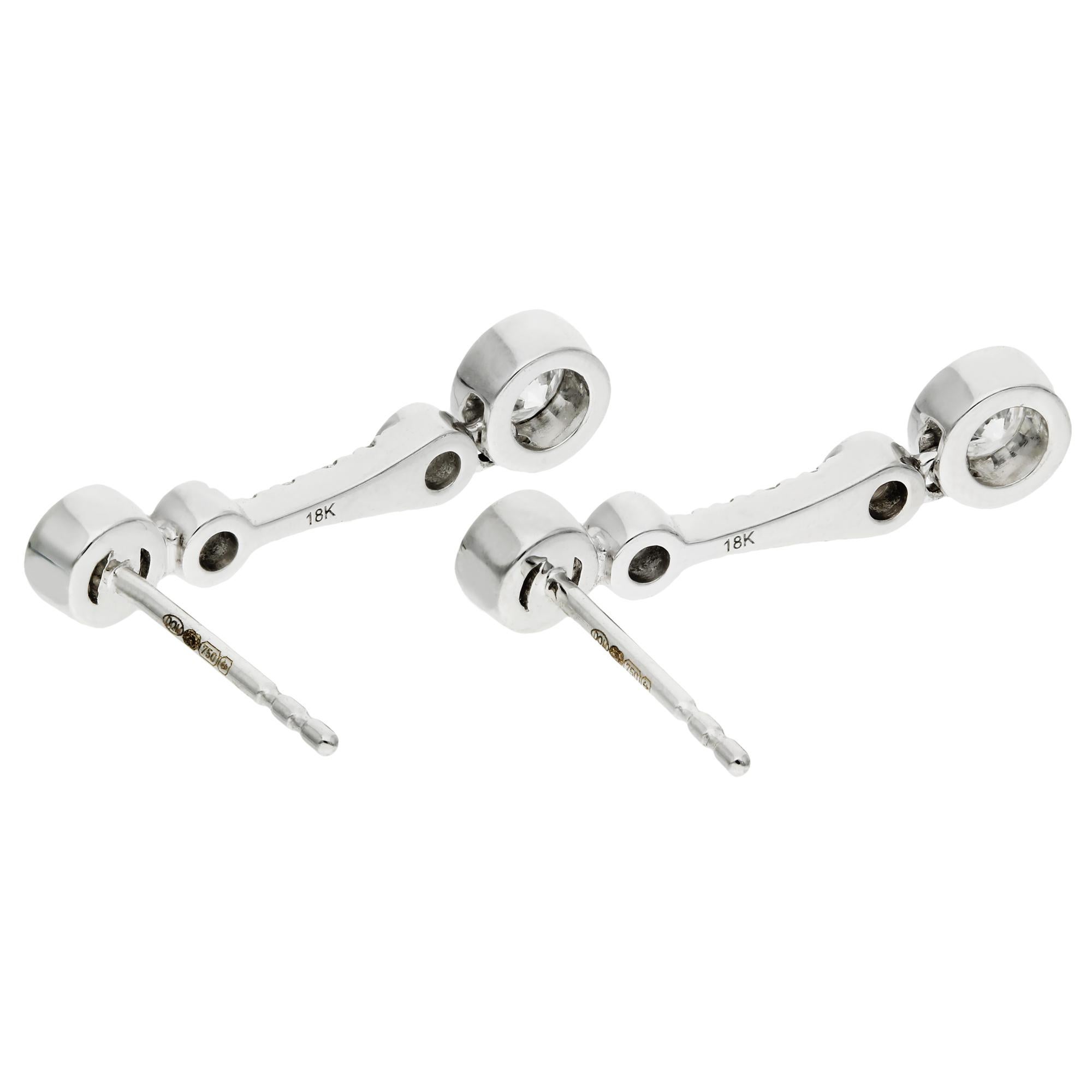 18ct White Gold 0.72ct Diamond Drop Earrings For Sale 1