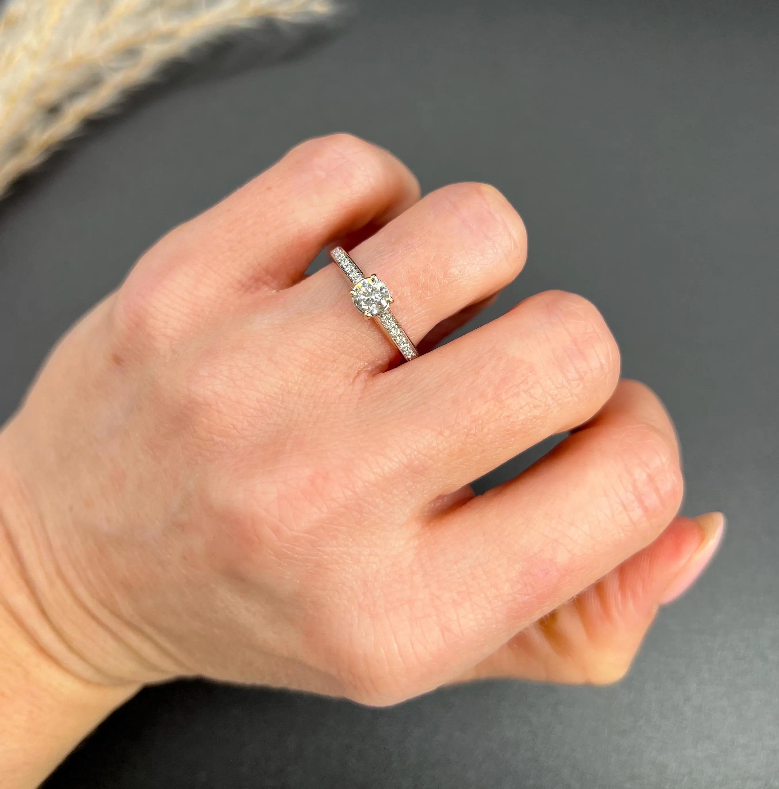 18ct White Gold 0.78ct Total Diamond, Engagement Ring with Diamond Shoulders For Sale 4