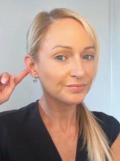 Boucles d'oreilles pendantes en or blanc 18ct, émeraude cabochon et diamant Daisy Cluster des années 1940