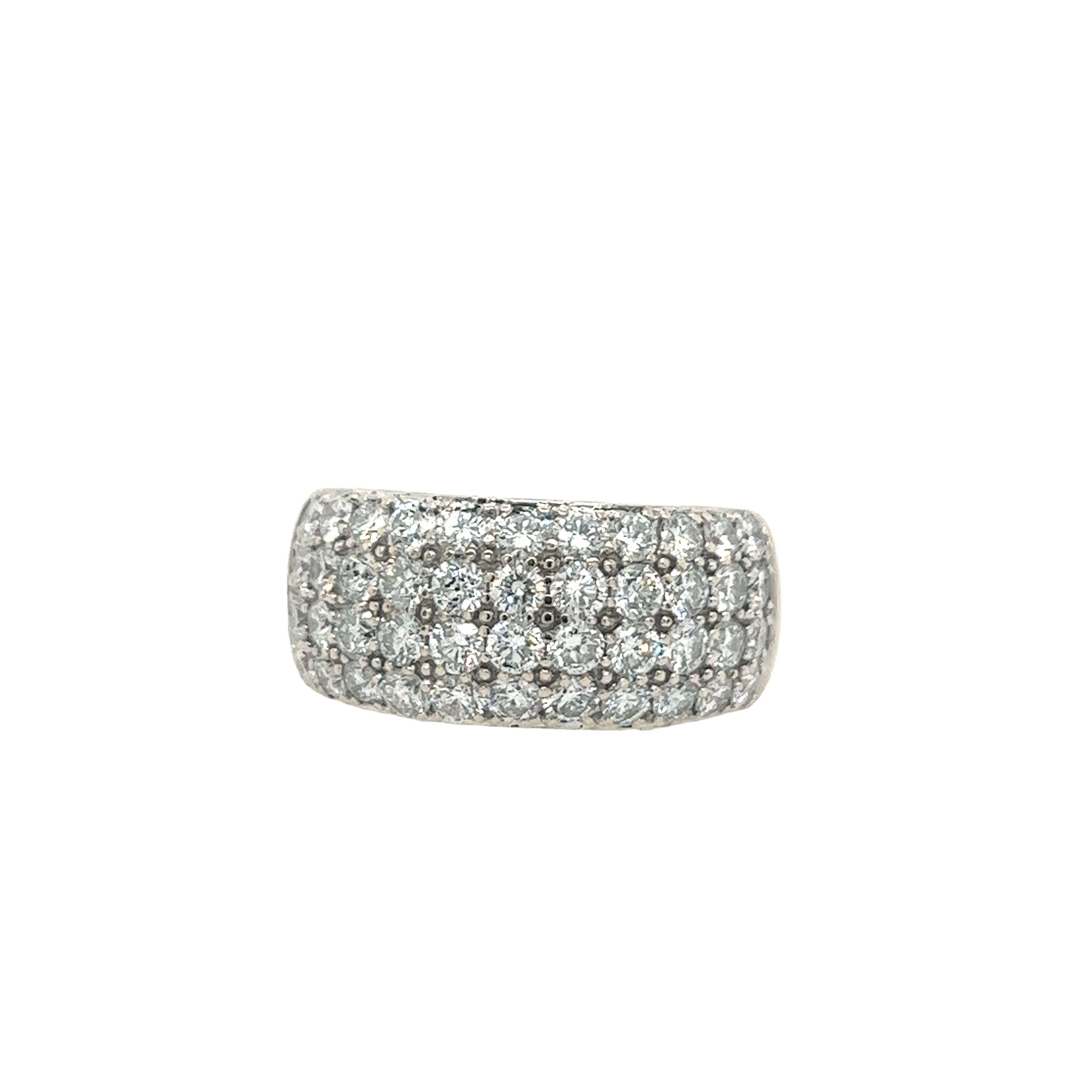Round Cut 18ct White Gold 4-Row Diamond Dress Ring Set With 2.55 carats Natural Diamonds