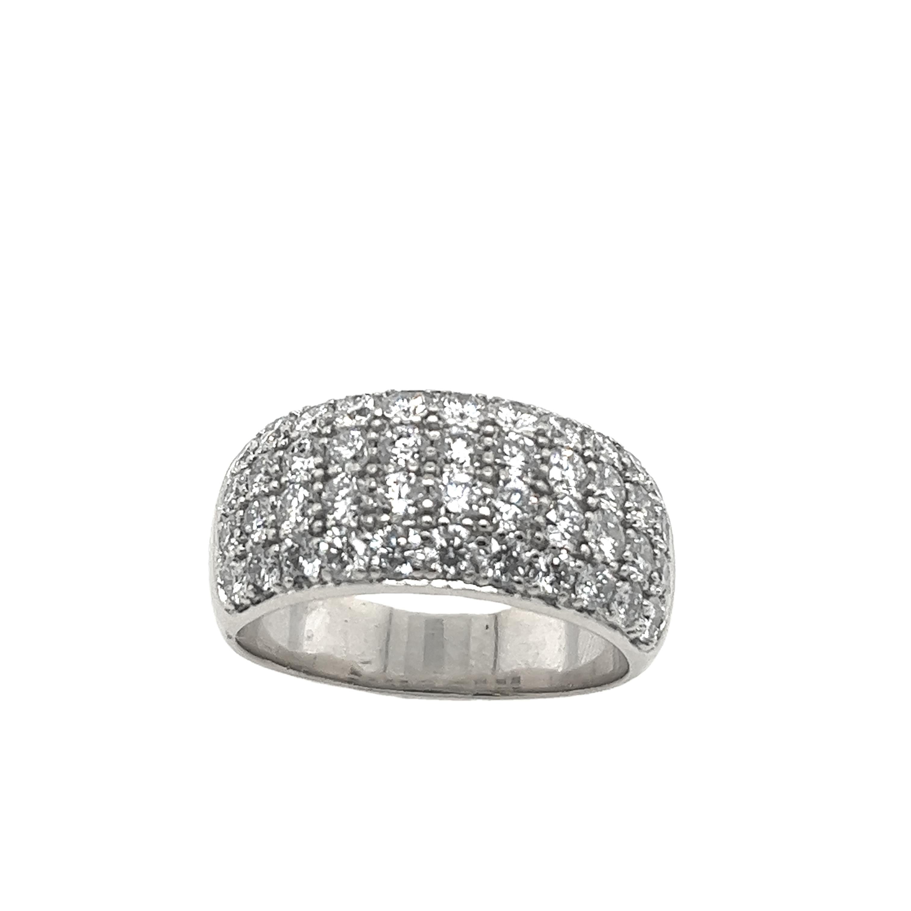 Women's or Men's 18ct White Gold 4-Row Diamond Dress Ring Set With 2.55 carats Natural Diamonds