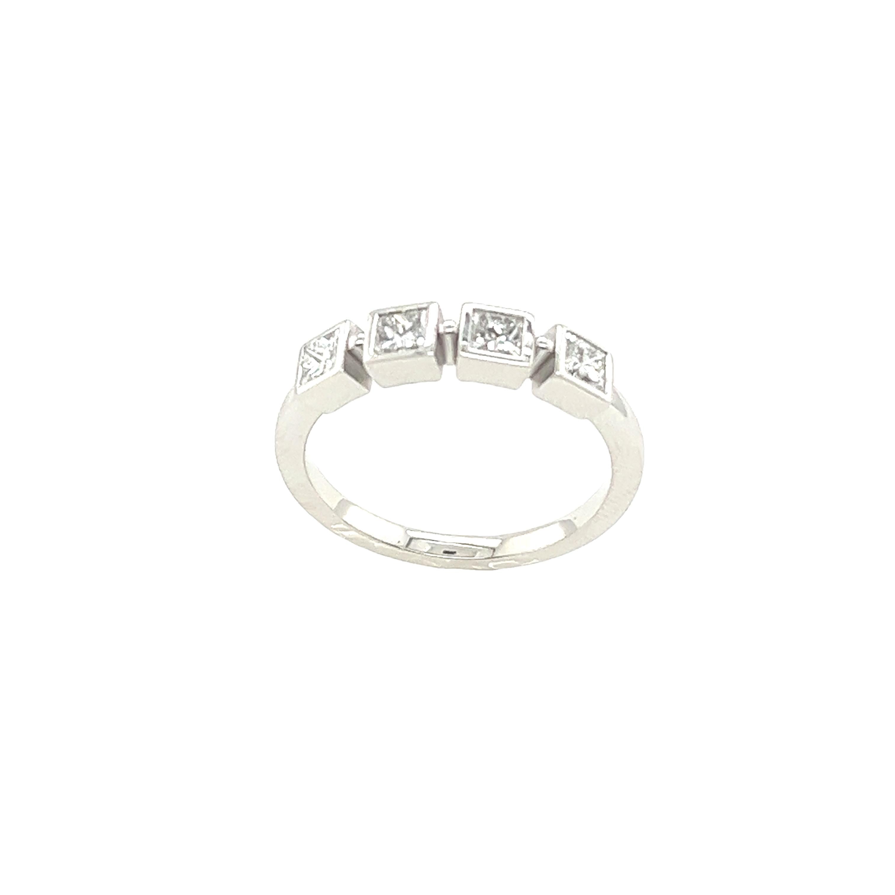 18ct White Gold 4 Stone Diamond Ring Set With 0.52ct Princess Cut Diamonds  jewe For Sale 3