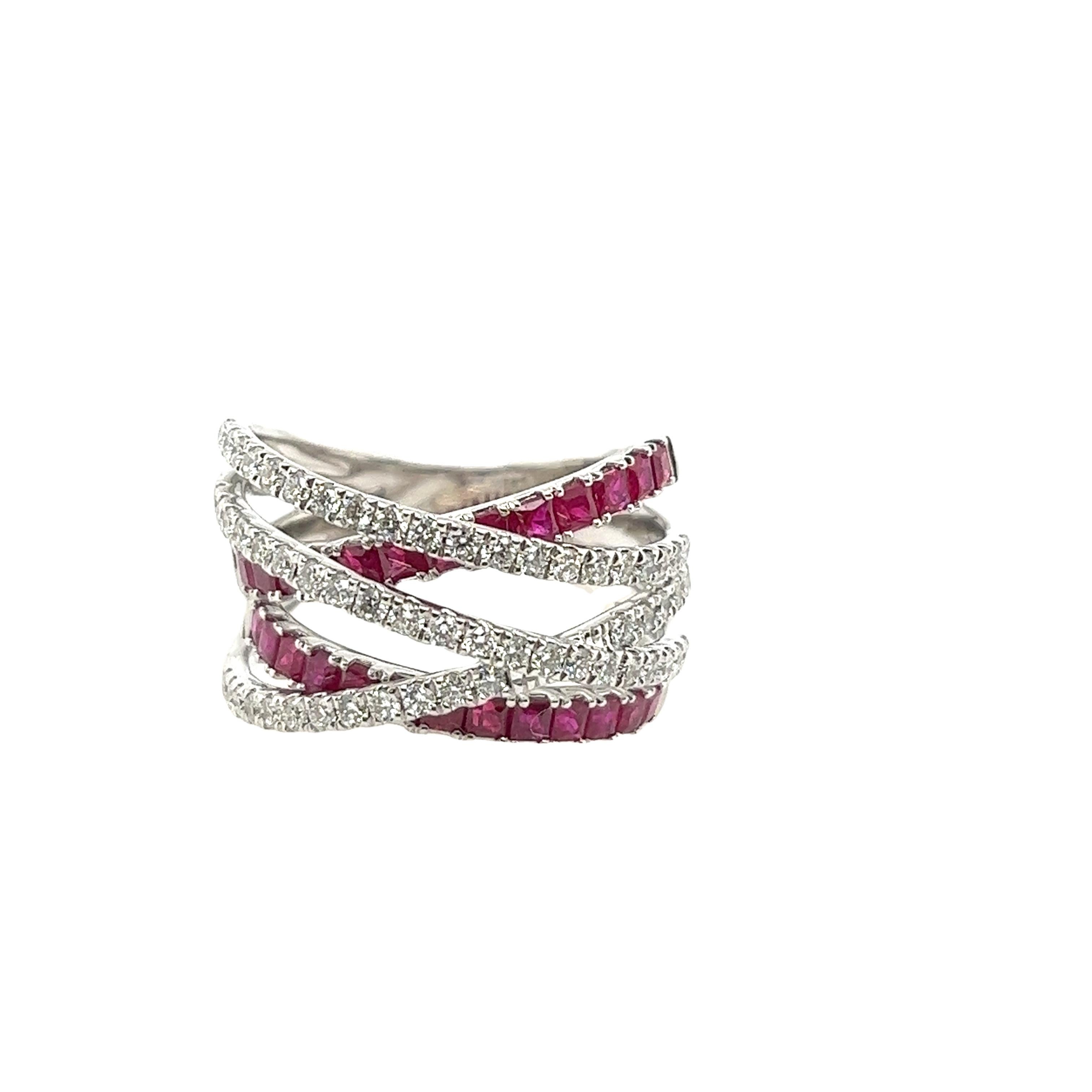 18ct White Gold 5-Row Diamond Ring, Set With 0.87ct Round Brilliant Cut Diamonds In Excellent Condition For Sale In London, GB