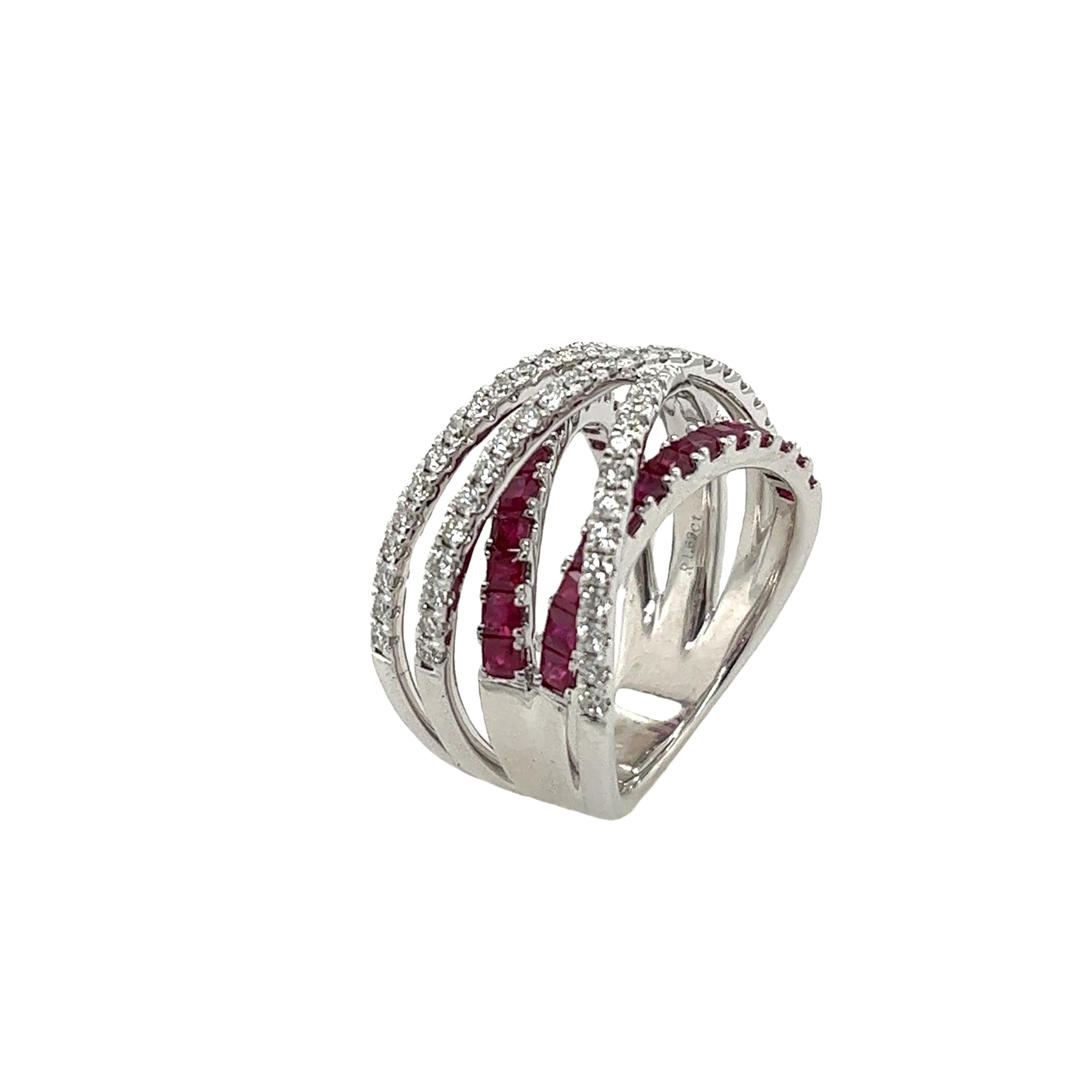 18ct White Gold 5-Row Diamond Ring, Set With 0.87ct Round Brilliant Cut Diamonds For Sale 1