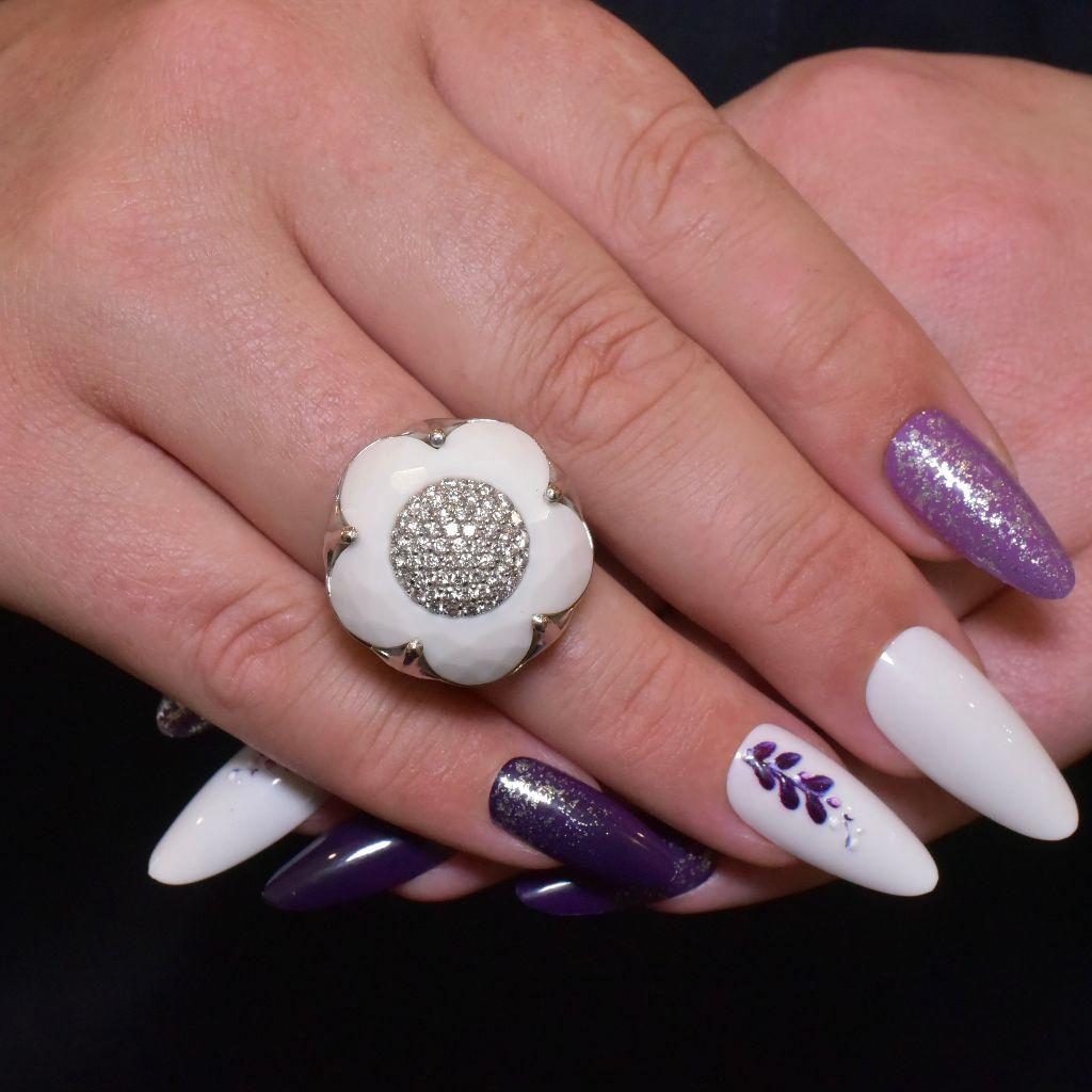 A designer ring which simply speaks for itself.  Below is a link the the Pasquale Bruni website, or simply google them yourself and become lost in their incredible jewellery!

Pasquale Bruni has been creating exceptional pieces of jewellery for two