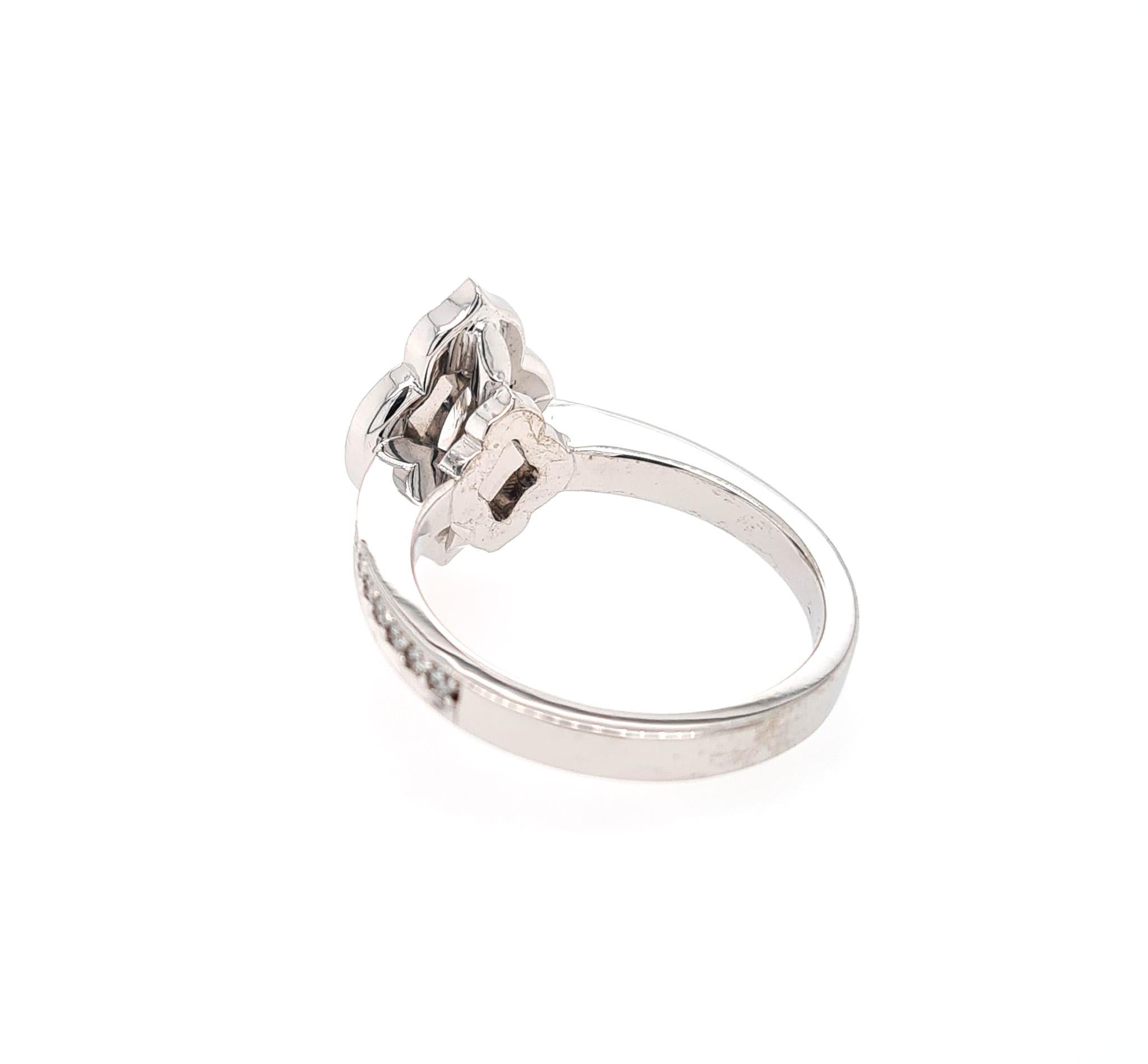 18ct White Gold and Diamond Engagement Ring 