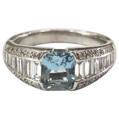 18 Carat White Gold Aquamarine and Baguette Diamond Ring 18 Carat White Gold Aquamarine and Baguette Diamond Ring