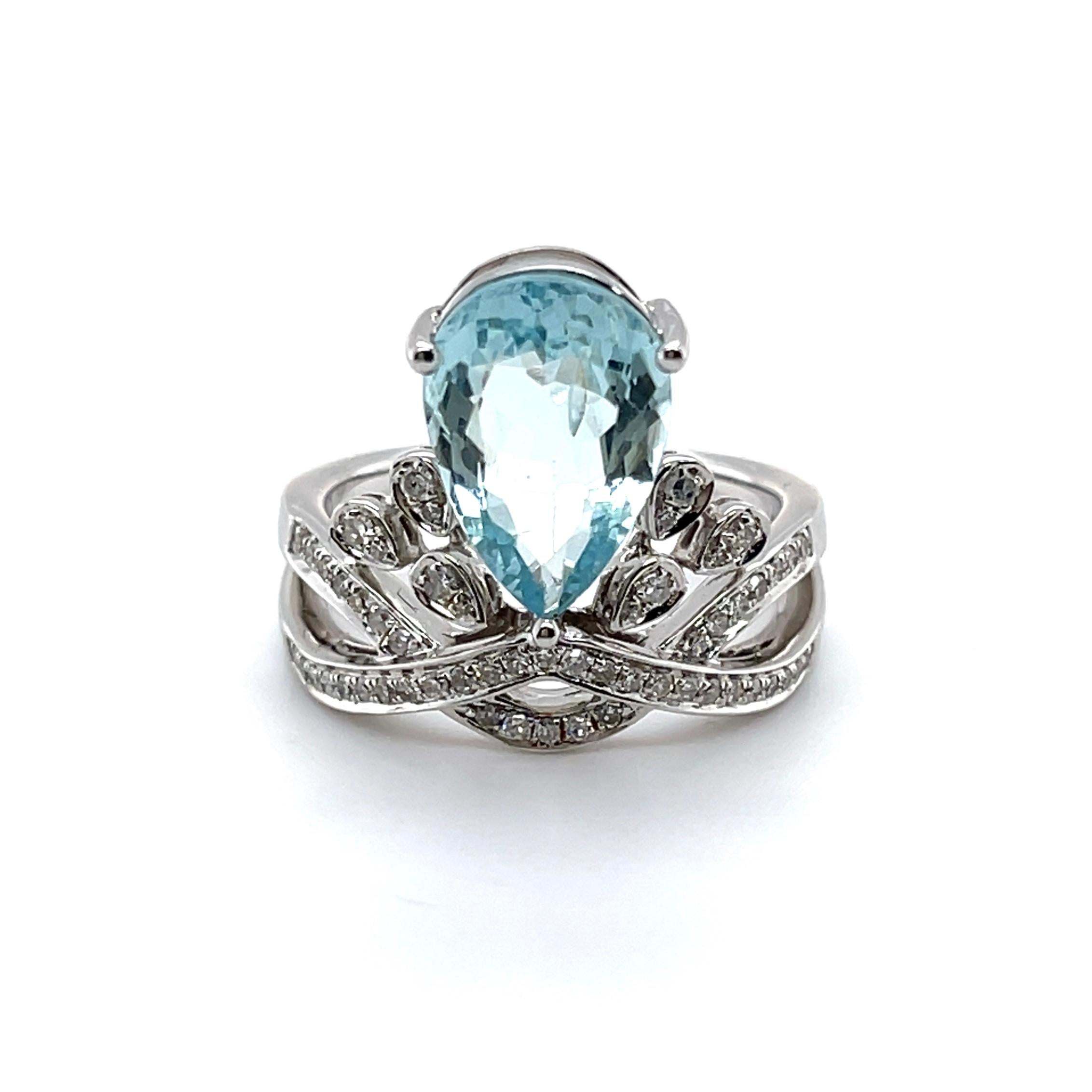 For Sale:  18ct White Gold Aquamarine and Diamond Ring