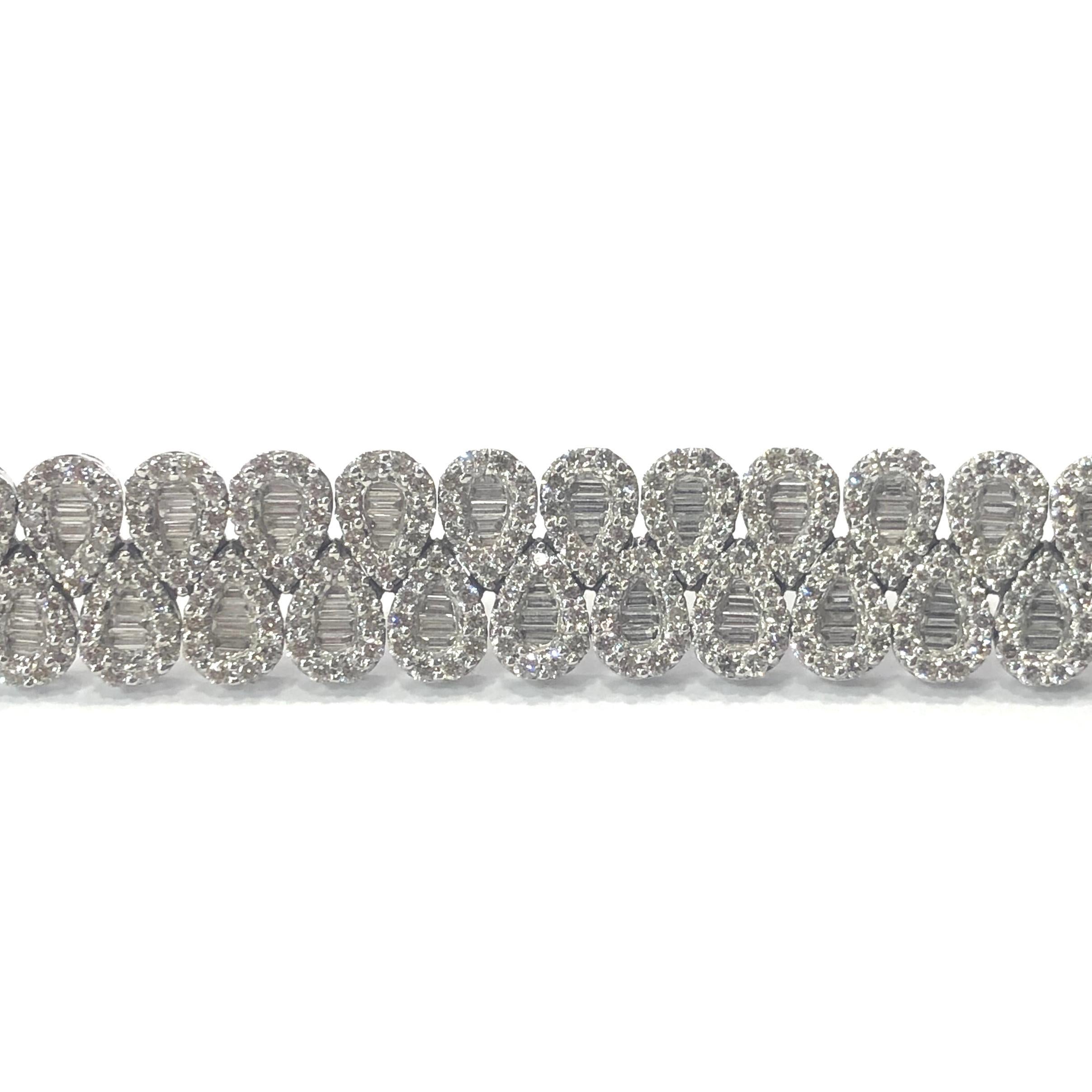 Women's 18 Carat White Gold Baguette and Round Brilliant Cut Diamond Bracelet