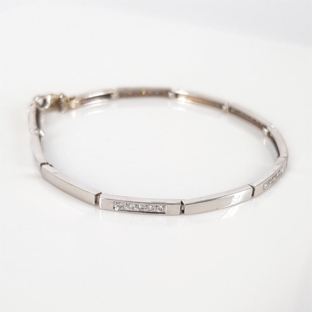 18ct White Gold Bar Bracelet In Excellent Condition For Sale In Cape Town, ZA