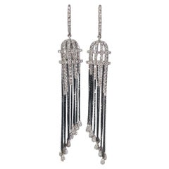 Boucles d'oreilles en goutte en forme de cage d'oiseau en or blanc 18 carats et diamants