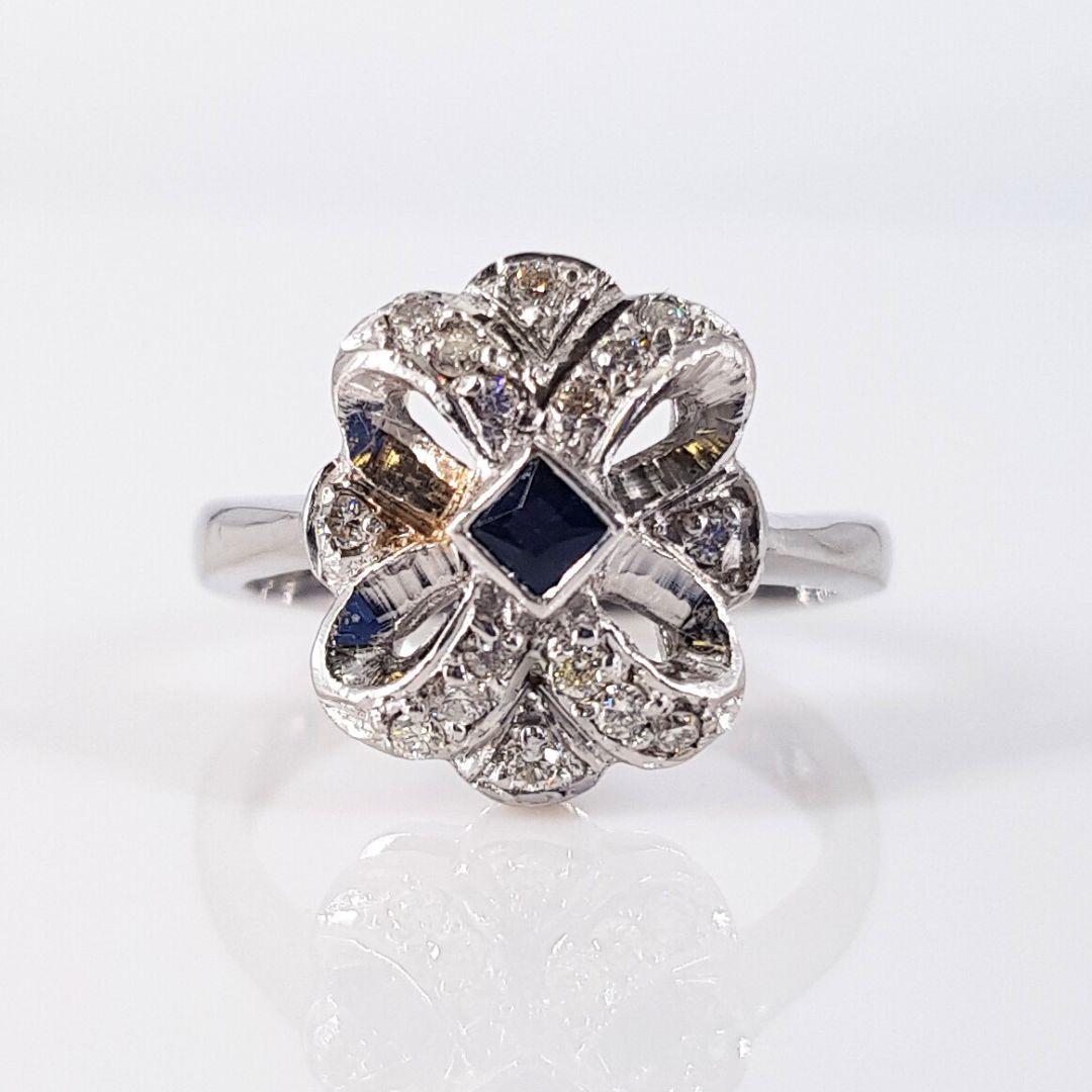 Princess Cut 18ct White Gold Bow Diamond & Sapphire Ring For Sale
