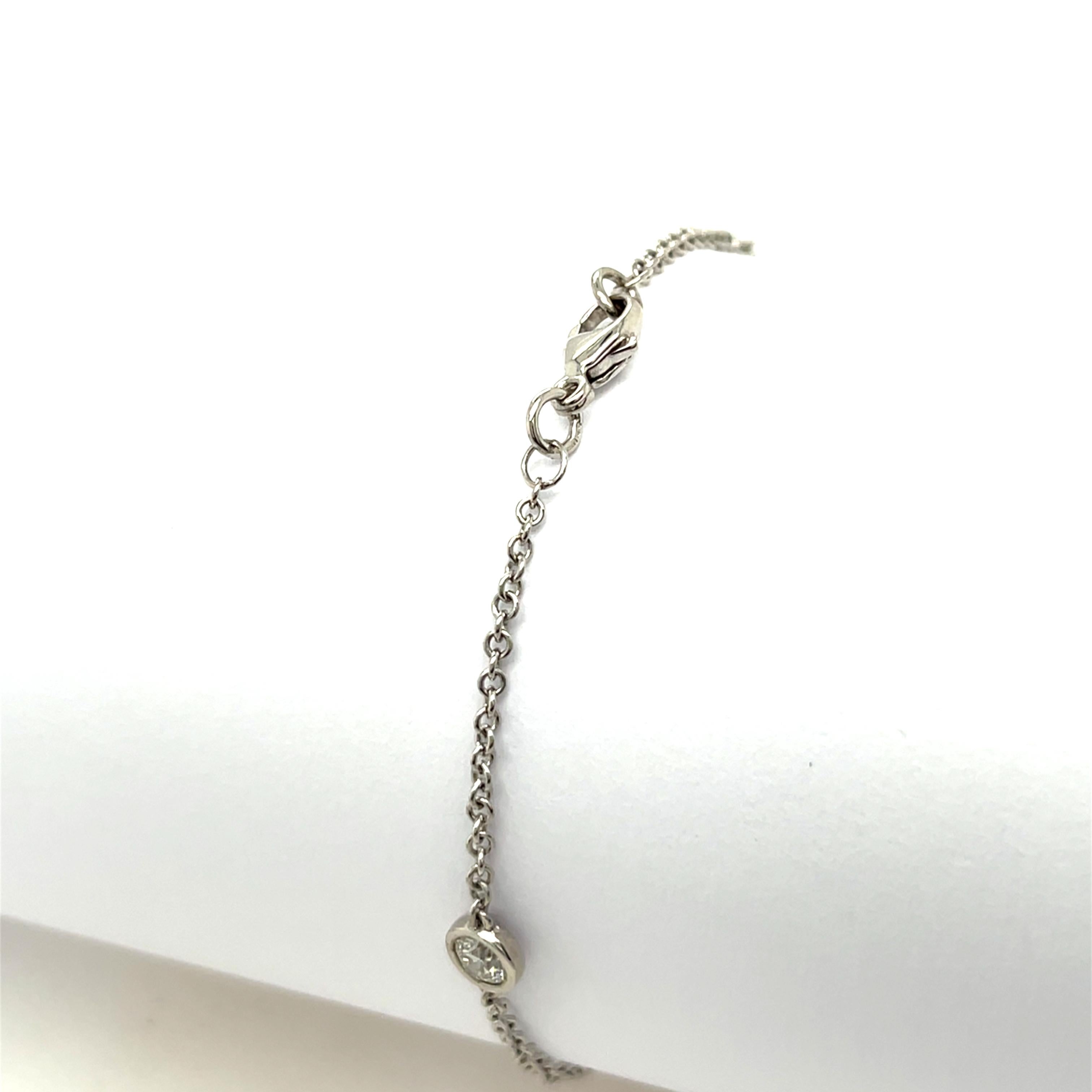 Pulsera de oro blanco de 18 ct engastada con 3 diamantes brillantes redondos en venta 1