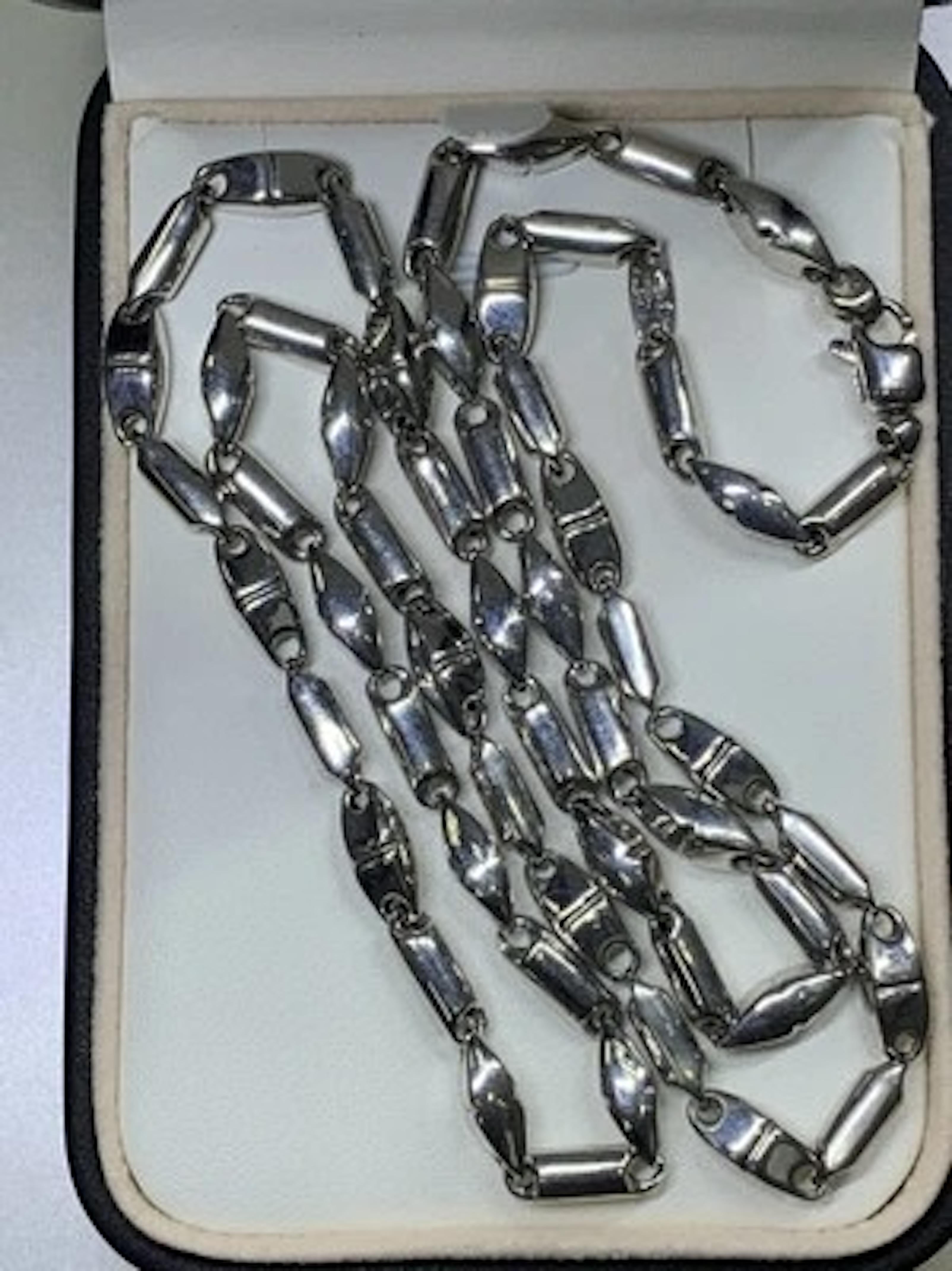 18ct White Gold Chunky Chain Necklace 24 Inches 18.8g For Sale 3