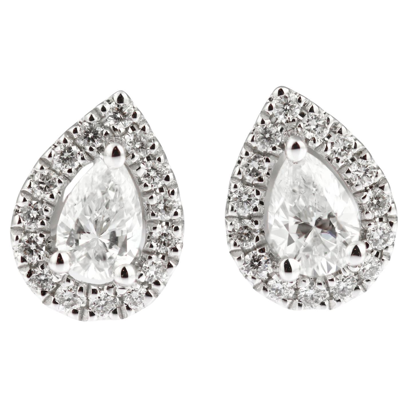18ct White Gold Contemporary Pearshape Diamond Stud Earrings For Sale