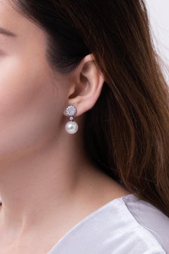 18CT White Gold Cultured Pearl Diamond Earring
