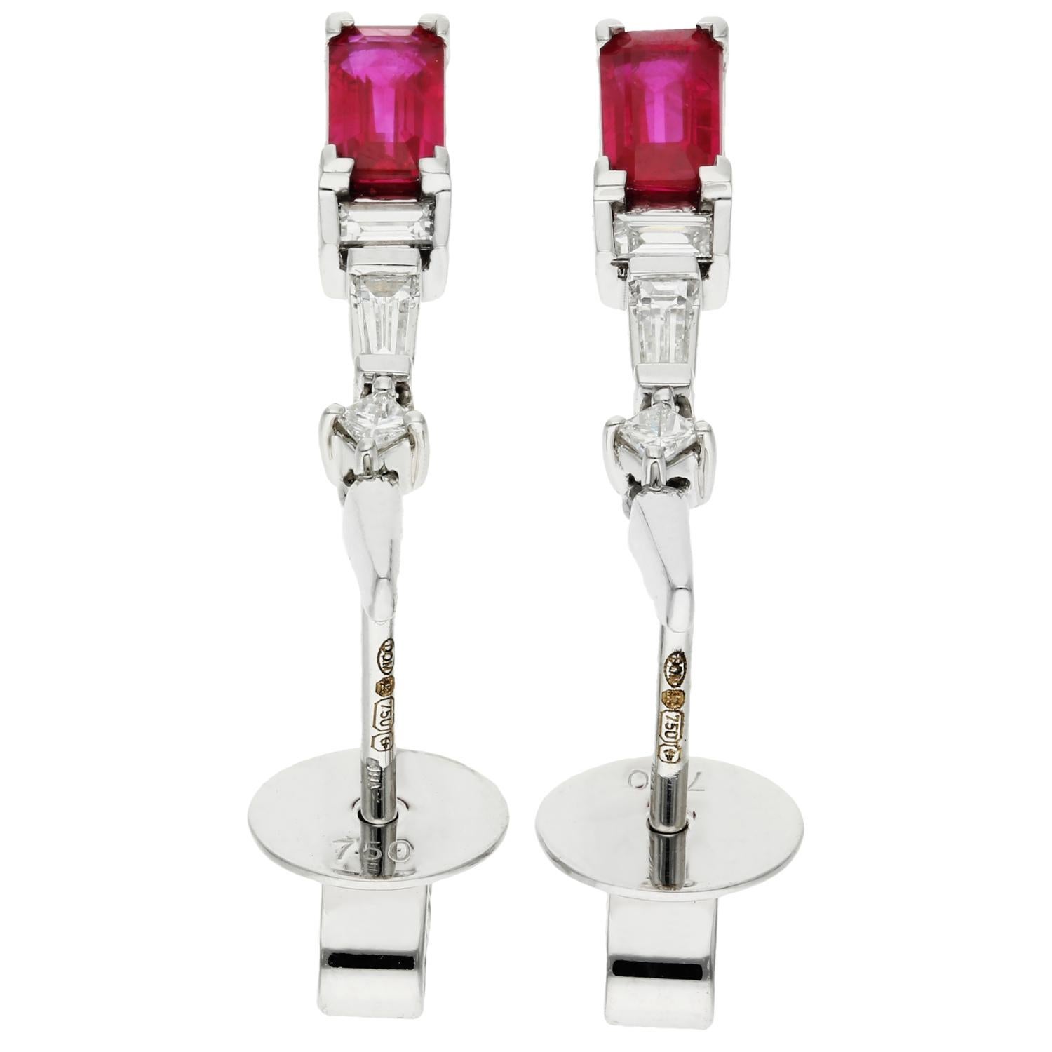 Art déco Boucles d'oreilles en or blanc 18ct diamant et 0,80ct rubis en vente