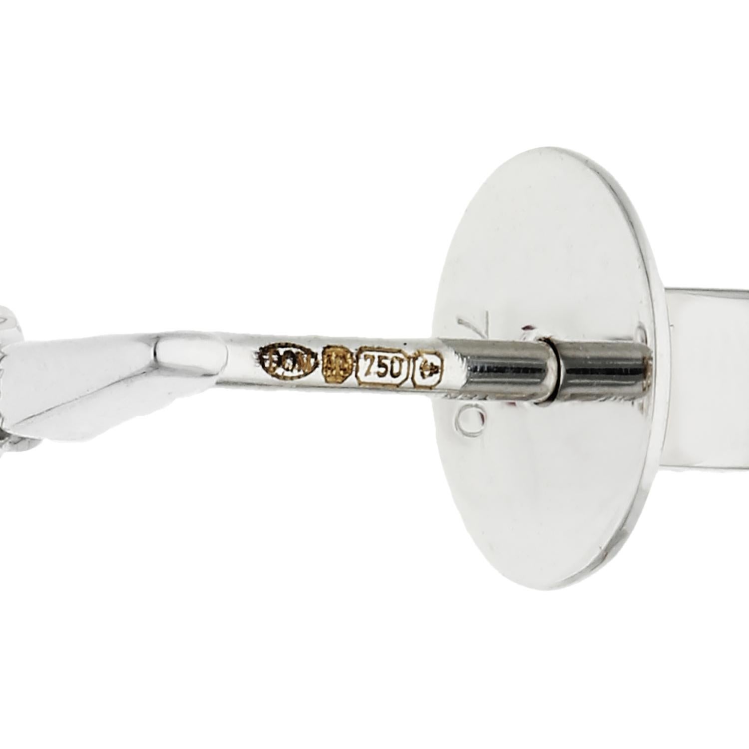 Taille émeraude Boucles d'oreilles en or blanc 18ct diamant et 0,80ct rubis en vente