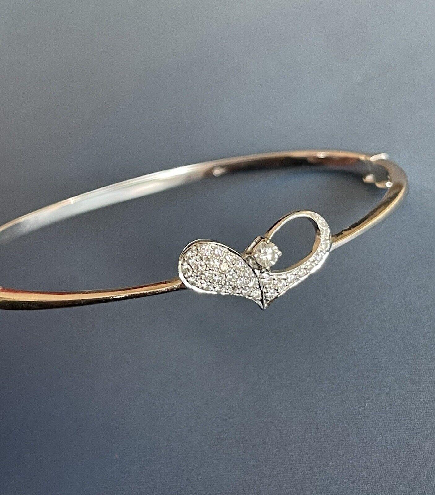 18ct White Gold Diamond Bangle 0.50ct Heart Detail Bracelet Half Carat VS In New Condition For Sale In Ilford, GB