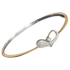 18ct White Gold Diamond Bangle 0.50ct Heart Detail Bracelet Half Carat VS