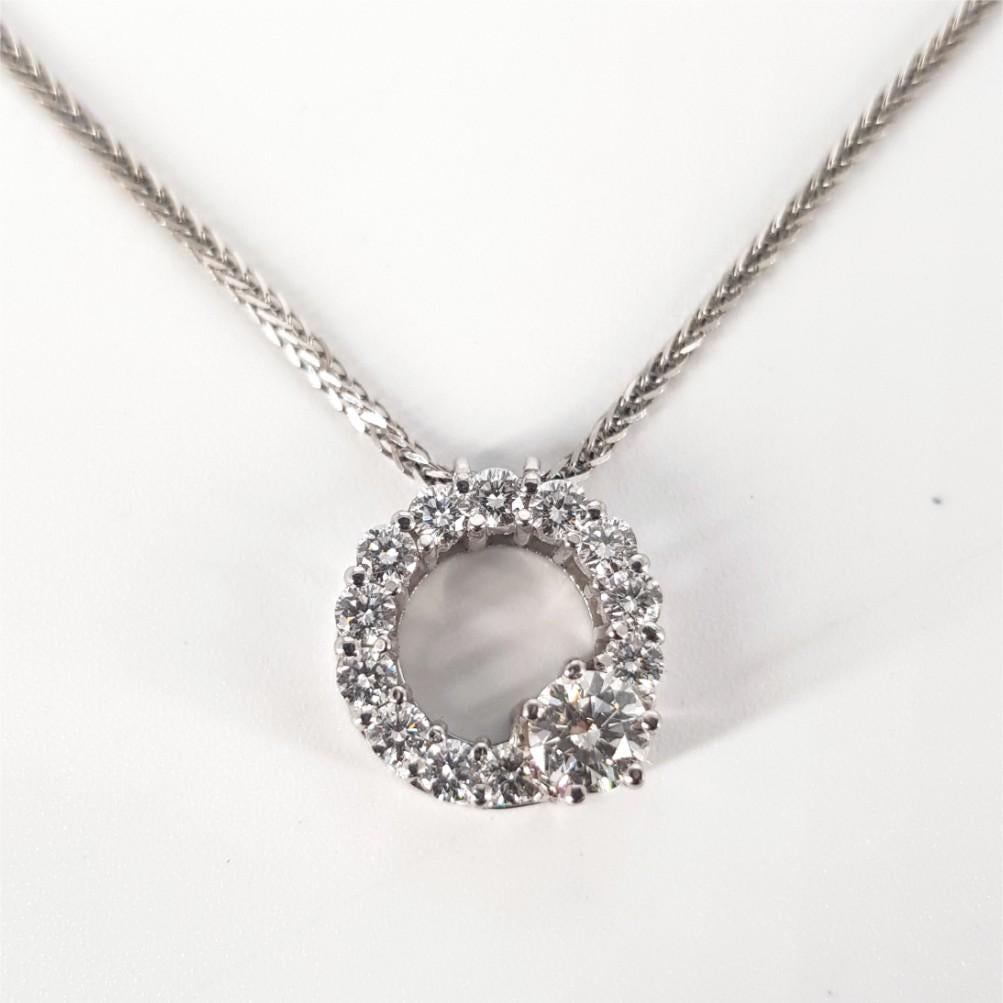 Round Cut 18ct White Gold Diamond Circle Necklace For Sale