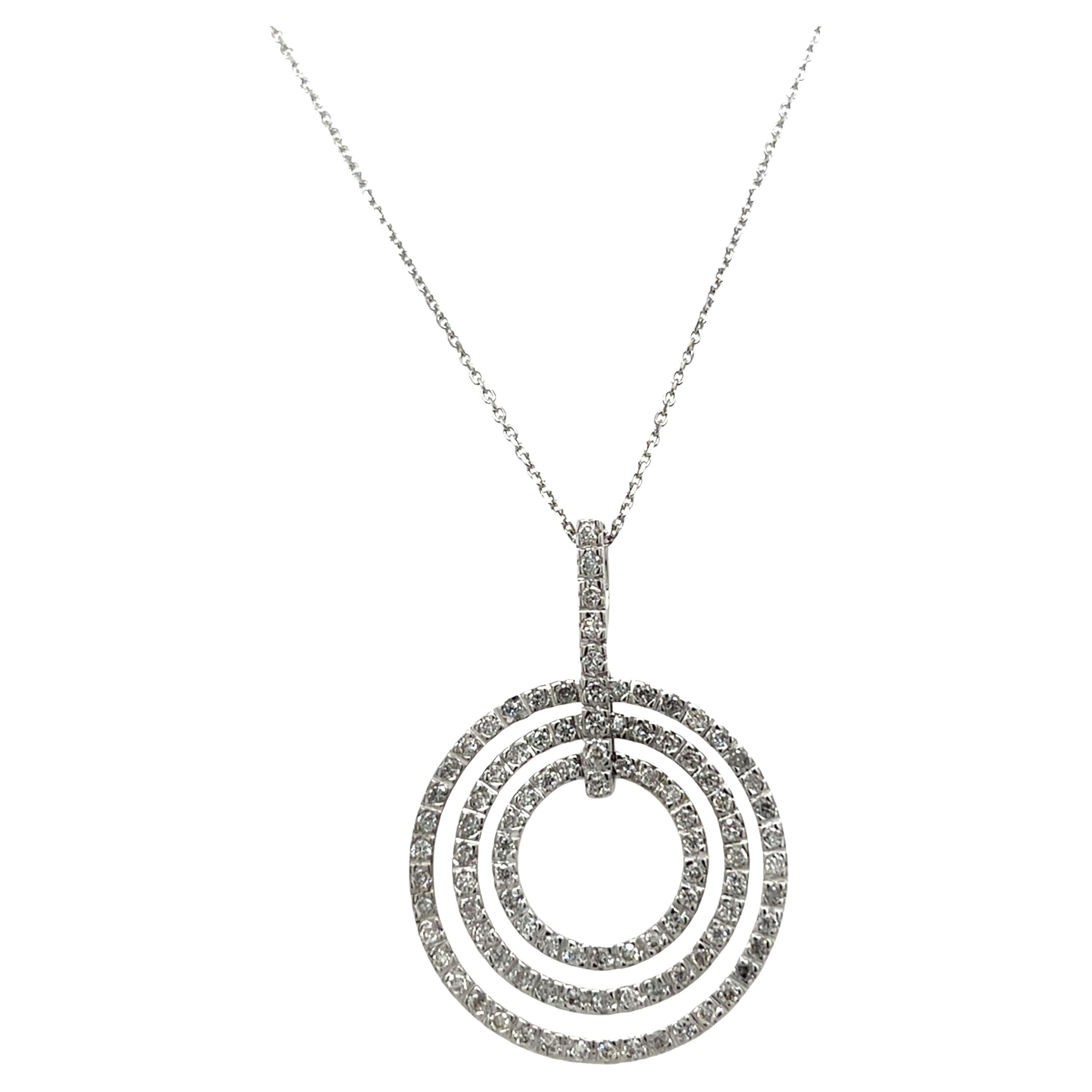 Colgante Círculo de Diamantes de Oro Blanco de 18 ct Engastado con Diamantes Naturales de 1,0 ct en venta