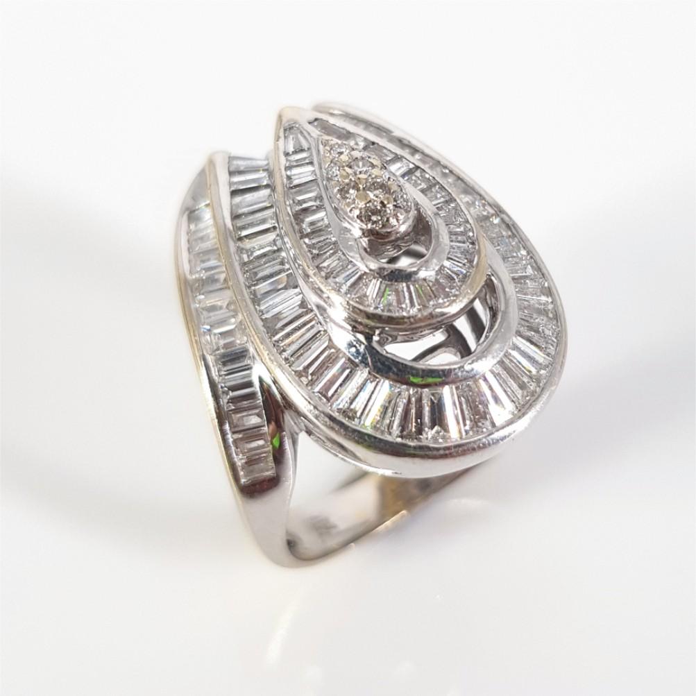 Art Nouveau 18ct White Gold Diamond Dress Ring For Sale