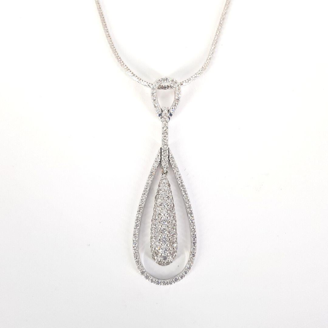 Stunning
Chain Attributes: 
Weight:			11.2gram 
Metal Colour:		White gold
Metal:			18ct
Length:                           	260mm
Width: 			1mm
Stone Attributes
Stones:                           	Diamond
Number:		119
Carat  			0.0075p
Cut:			Round
