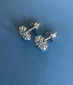 18ct White Gold Diamond Earrings 0.55ct Sunflower Studs VS Over Half Carat