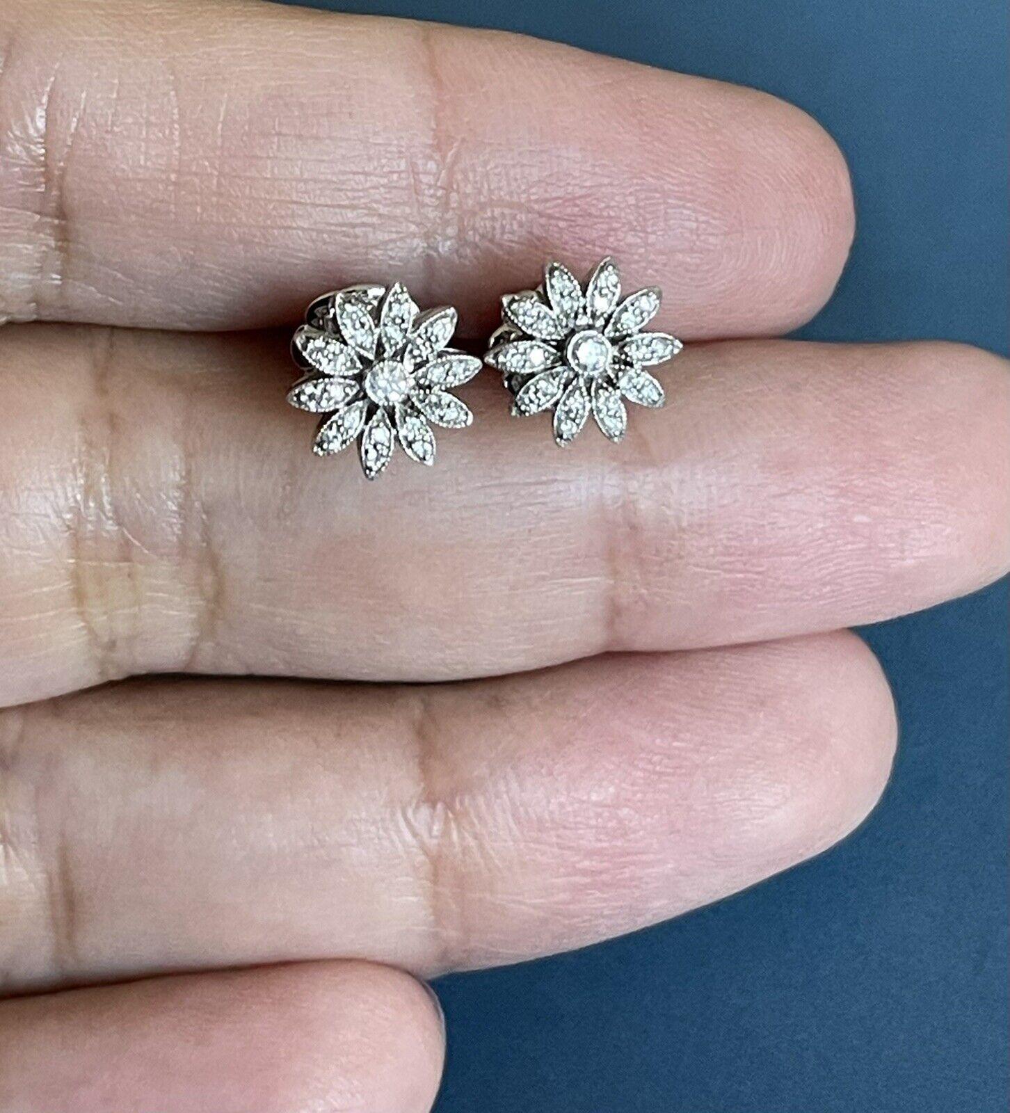 18ct White Gold Diamond Earrings 0.55ct Sunflower Studs VS Over Half Carat In New Condition For Sale In Ilford, GB