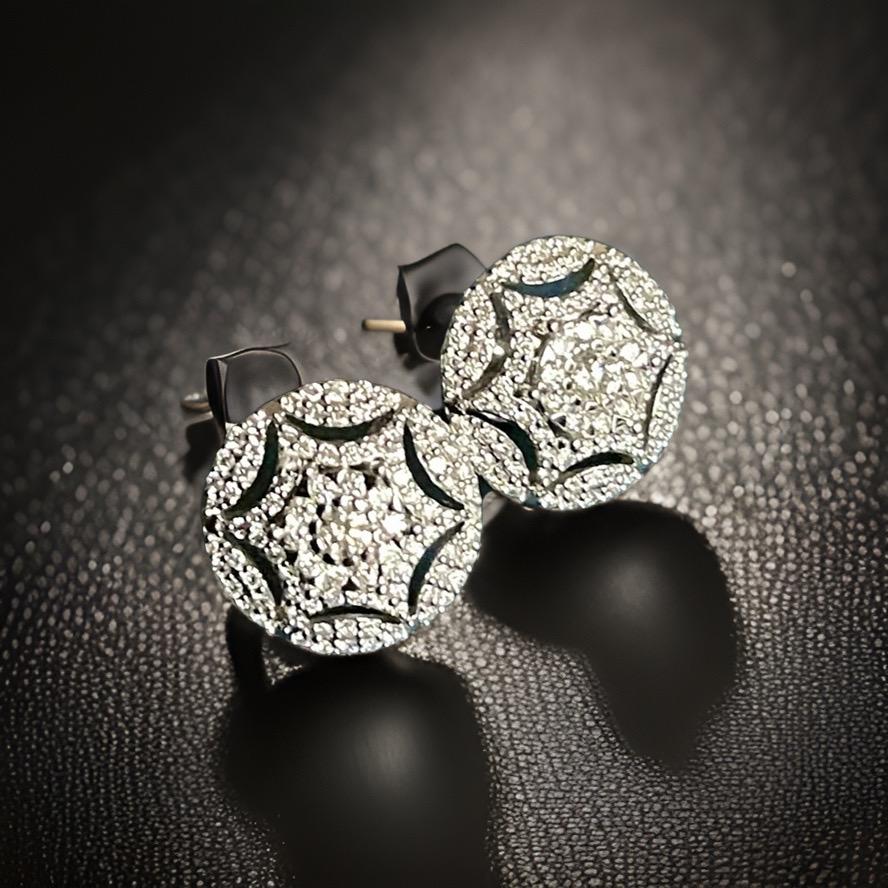 18ct White Gold Diamond Earrings 1.10ct Round Studs 1 Carat Screwbacks Wedding For Sale 5