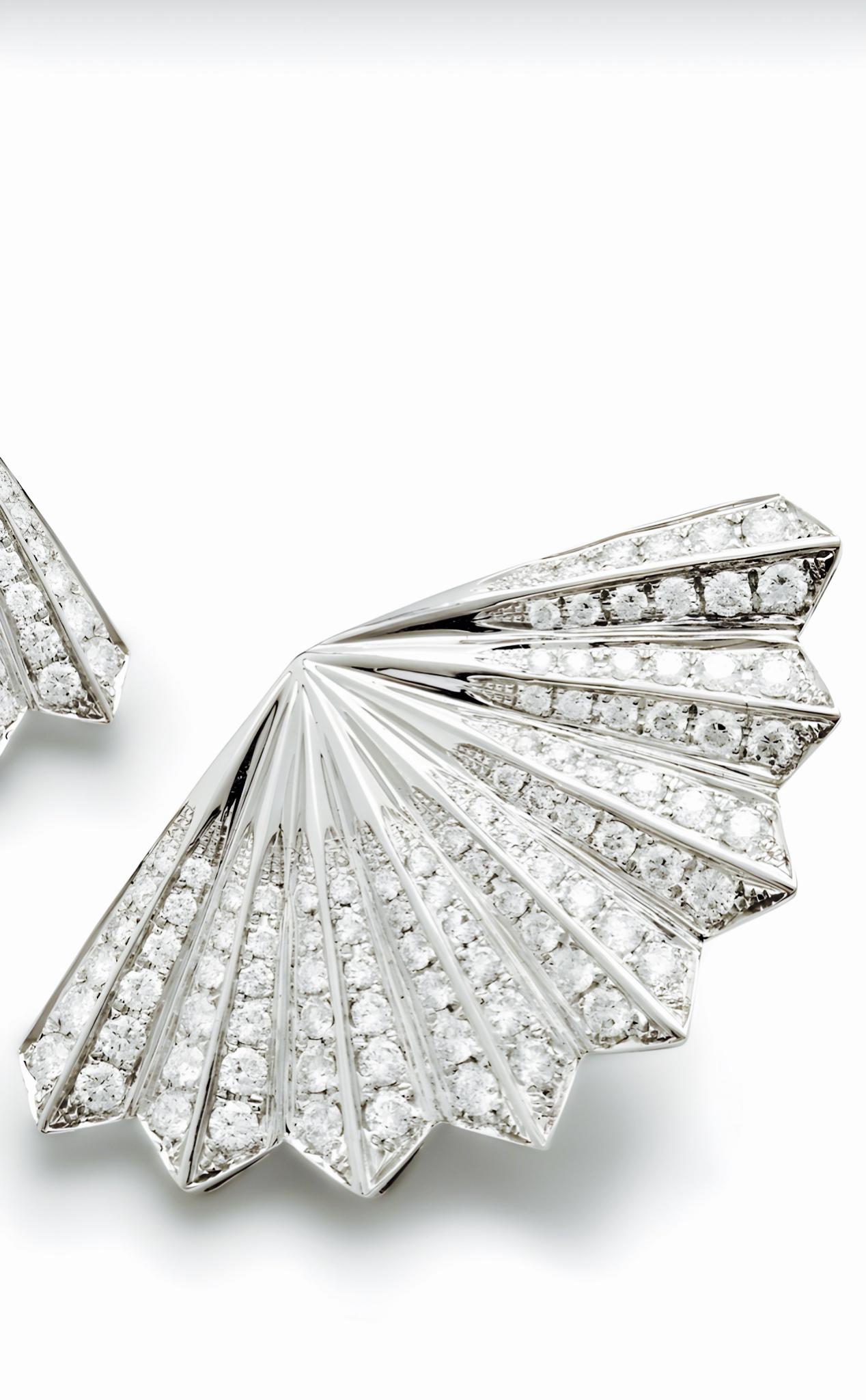 Boucles d'oreilles en or blanc 18ct Diamond Fan Pieces Unique Excellent état - En vente à Addlestone, GB